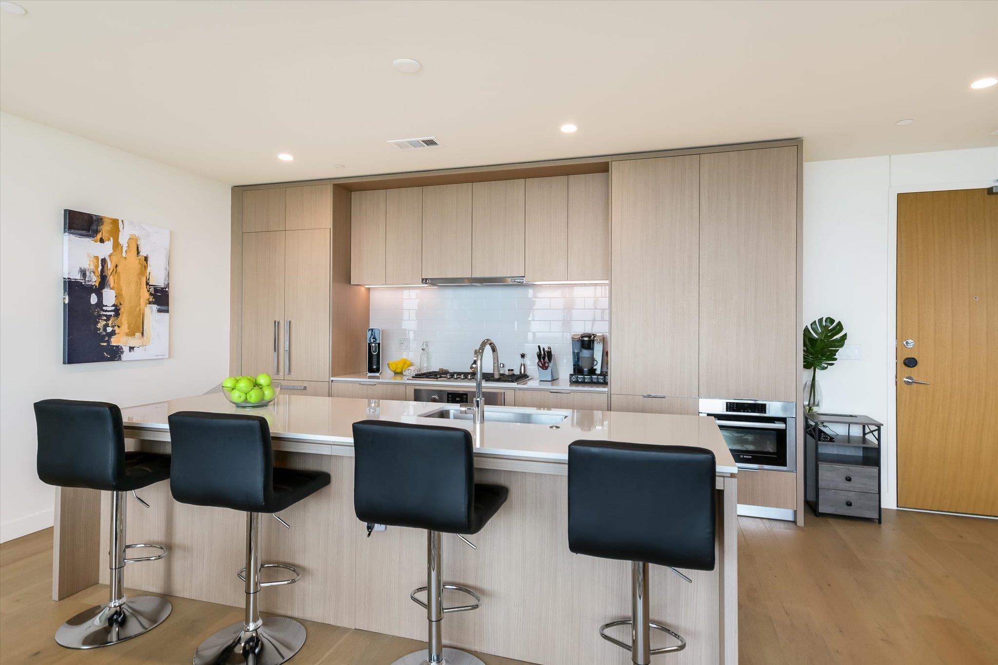 44 East Ave # 3905, Austin, TX 78701