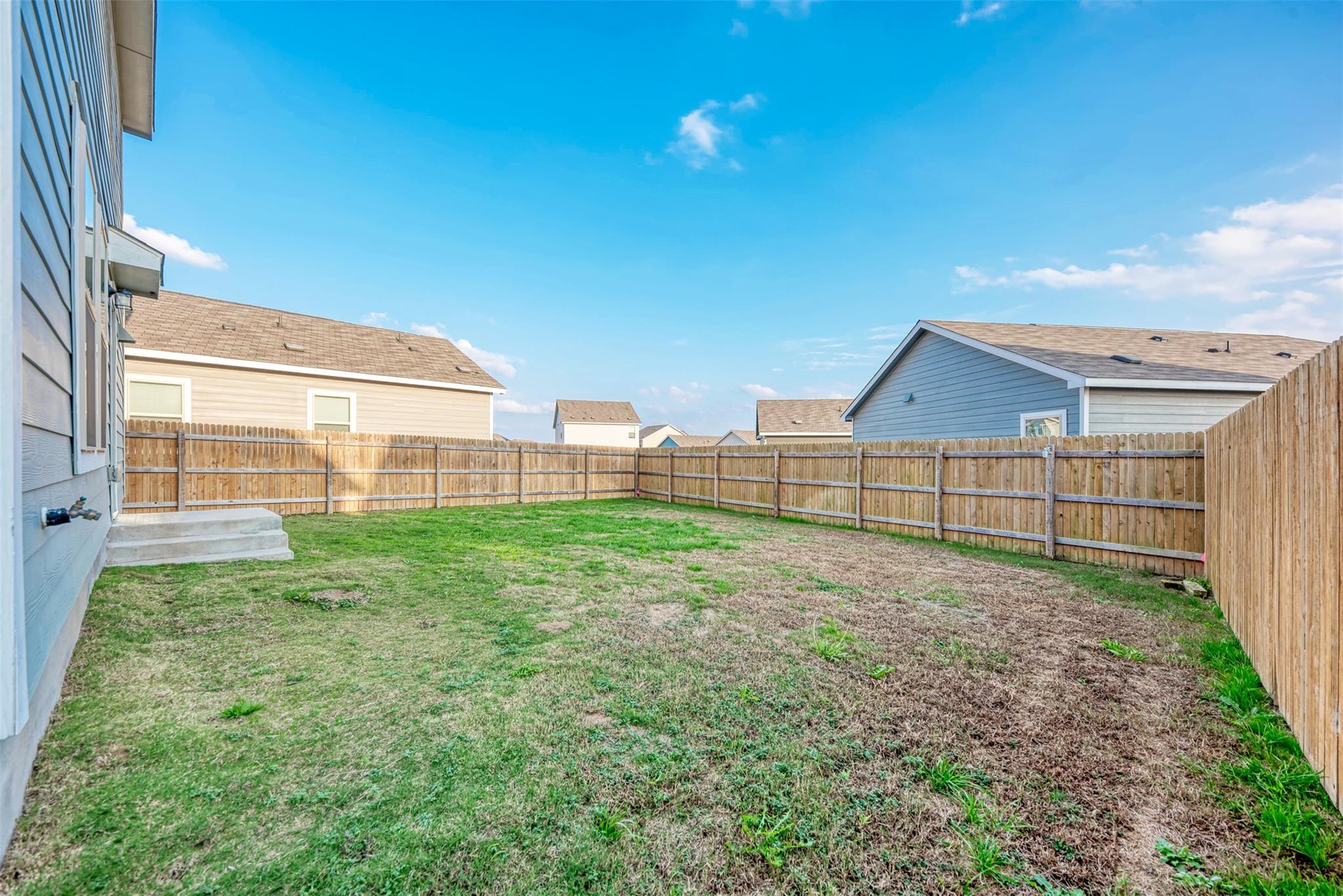 817 Circle Way, Jarrell, TX 76537