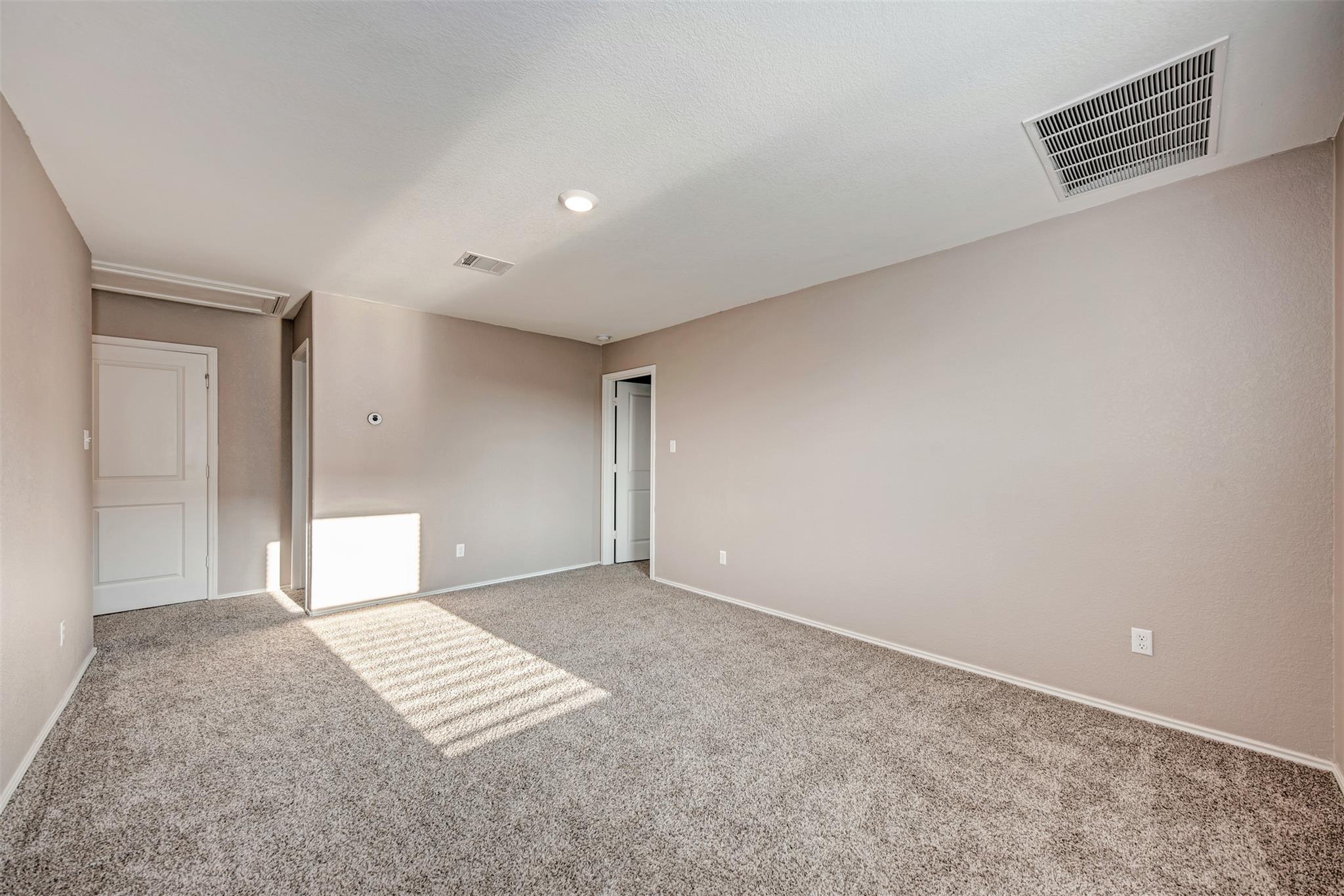 817 Circle Way, Jarrell, TX 76537