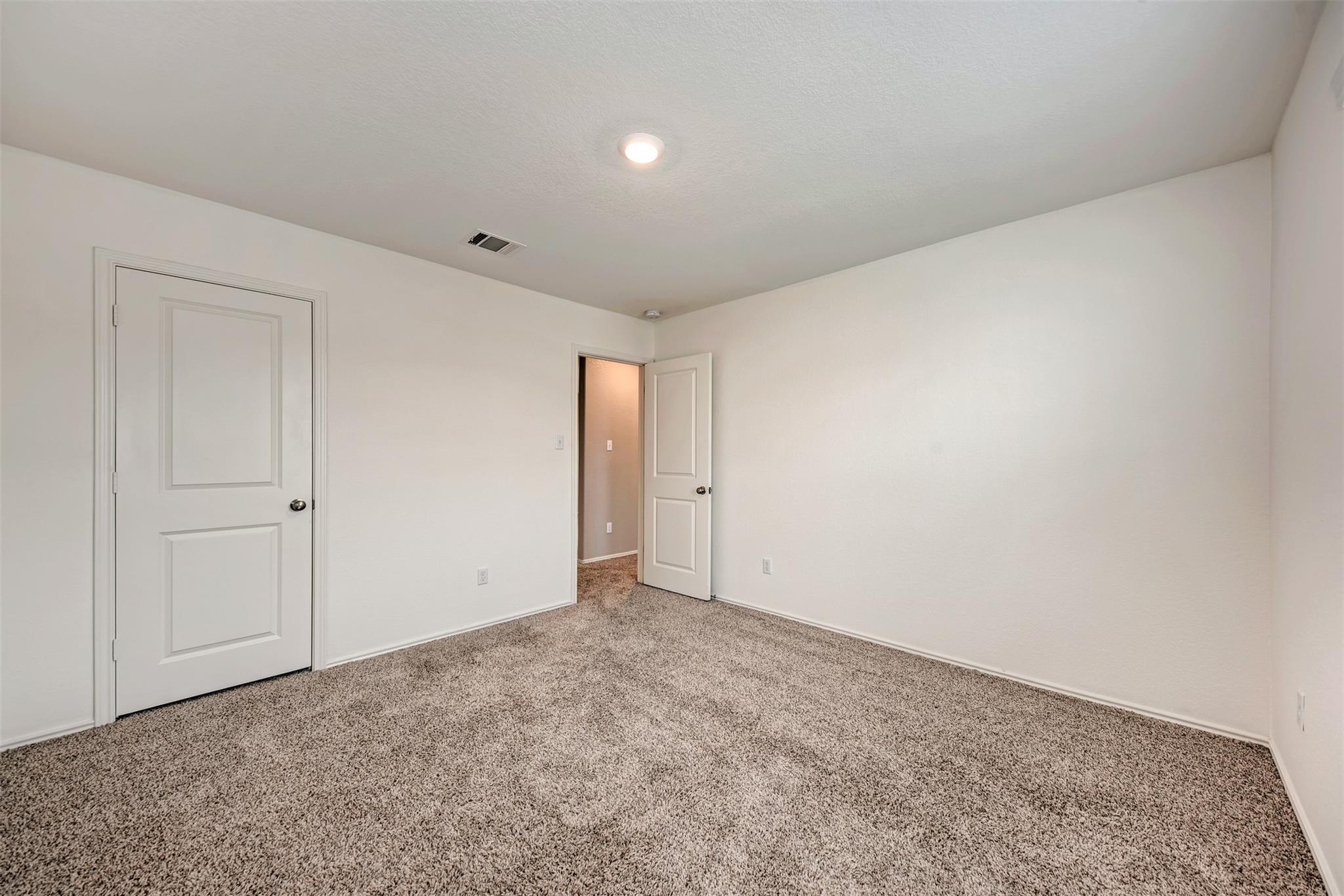 817 Circle Way, Jarrell, TX 76537
