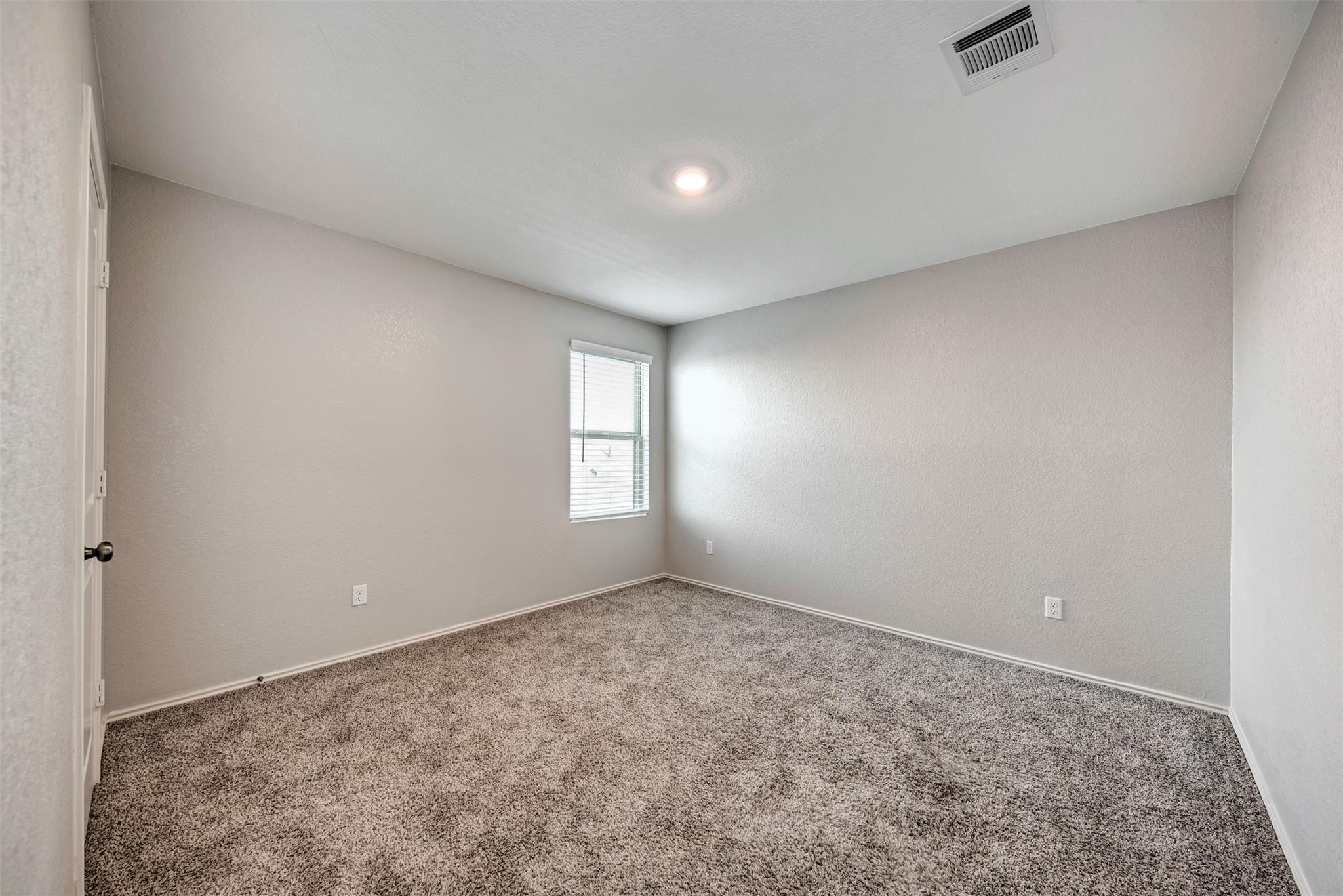 817 Circle Way, Jarrell, TX 76537