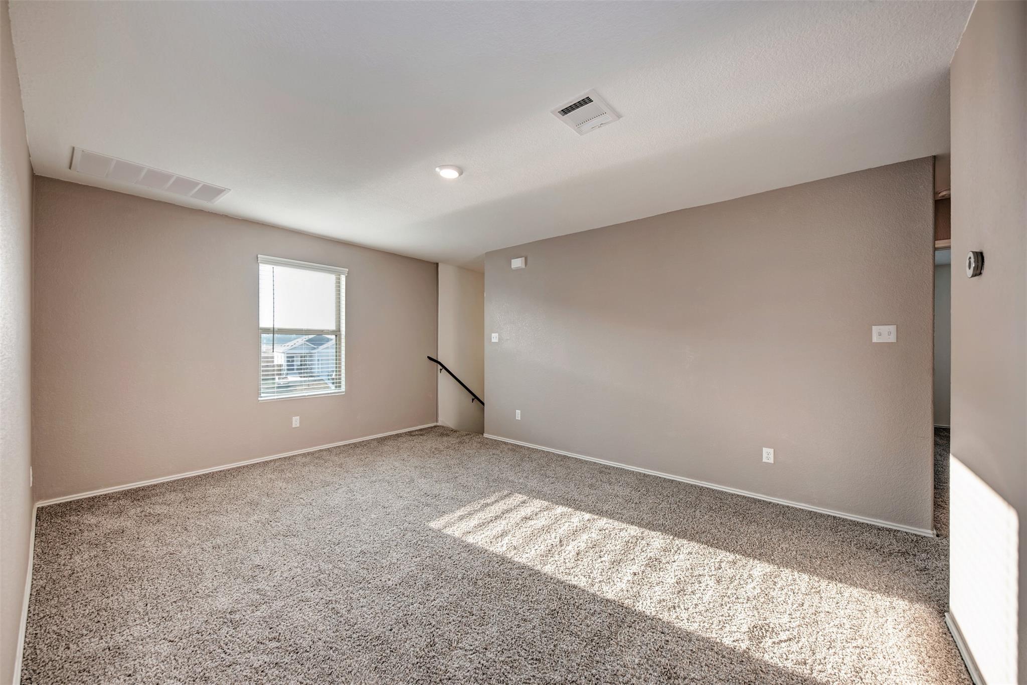 817 Circle Way, Jarrell, TX 76537