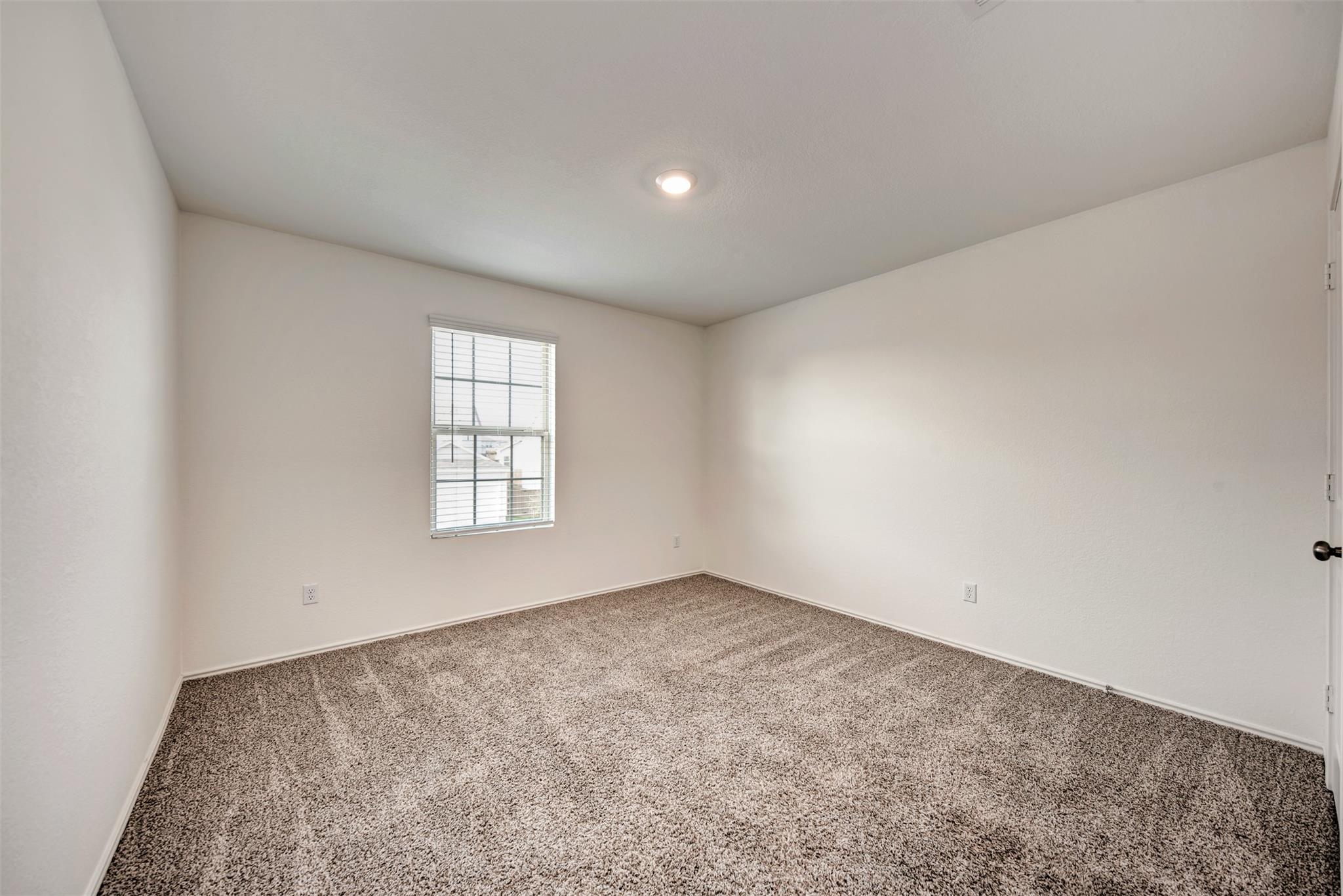 817 Circle Way, Jarrell, TX 76537
