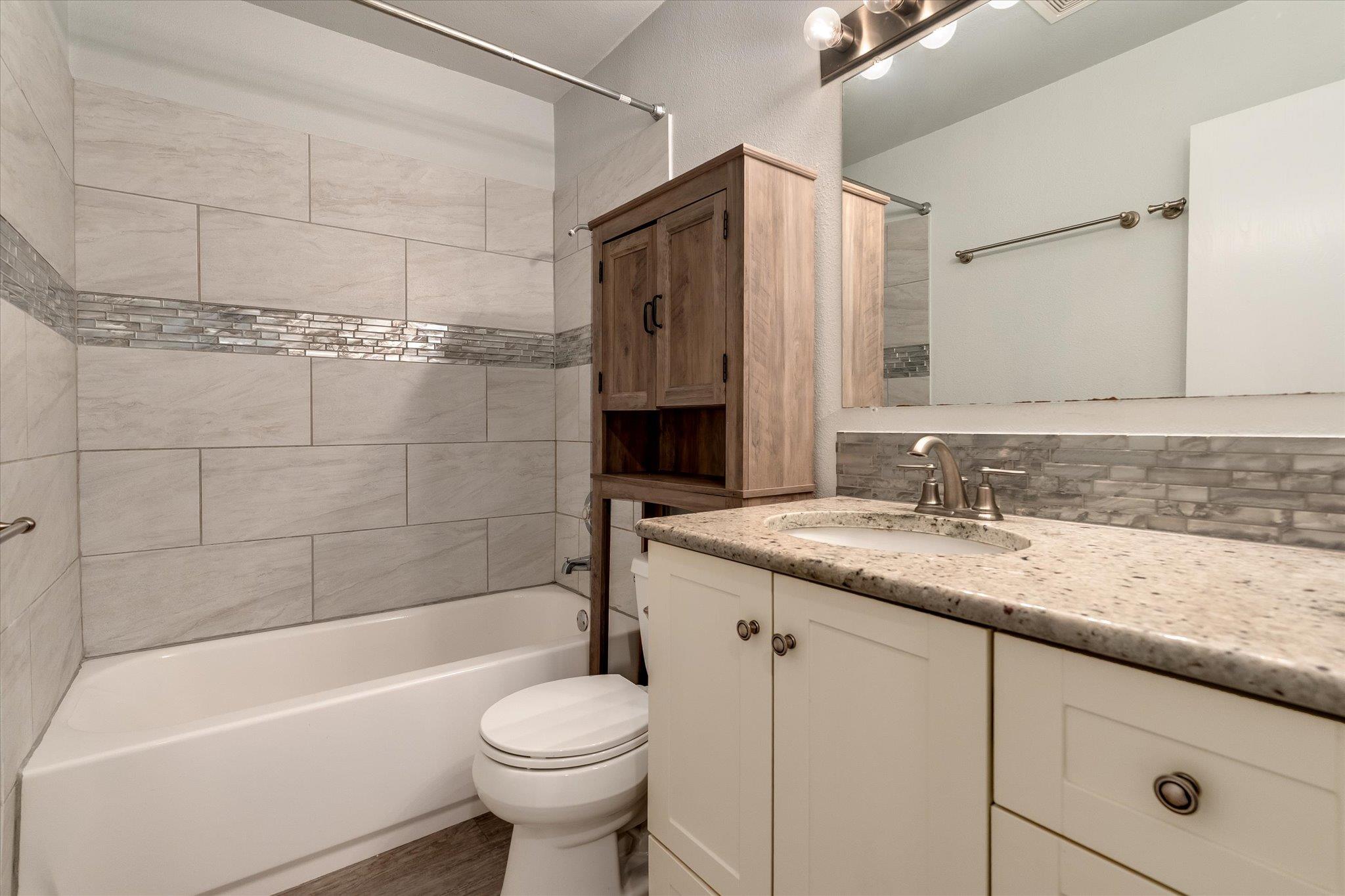 11906 Sunhillow Bnd # A, Austin, TX 78758