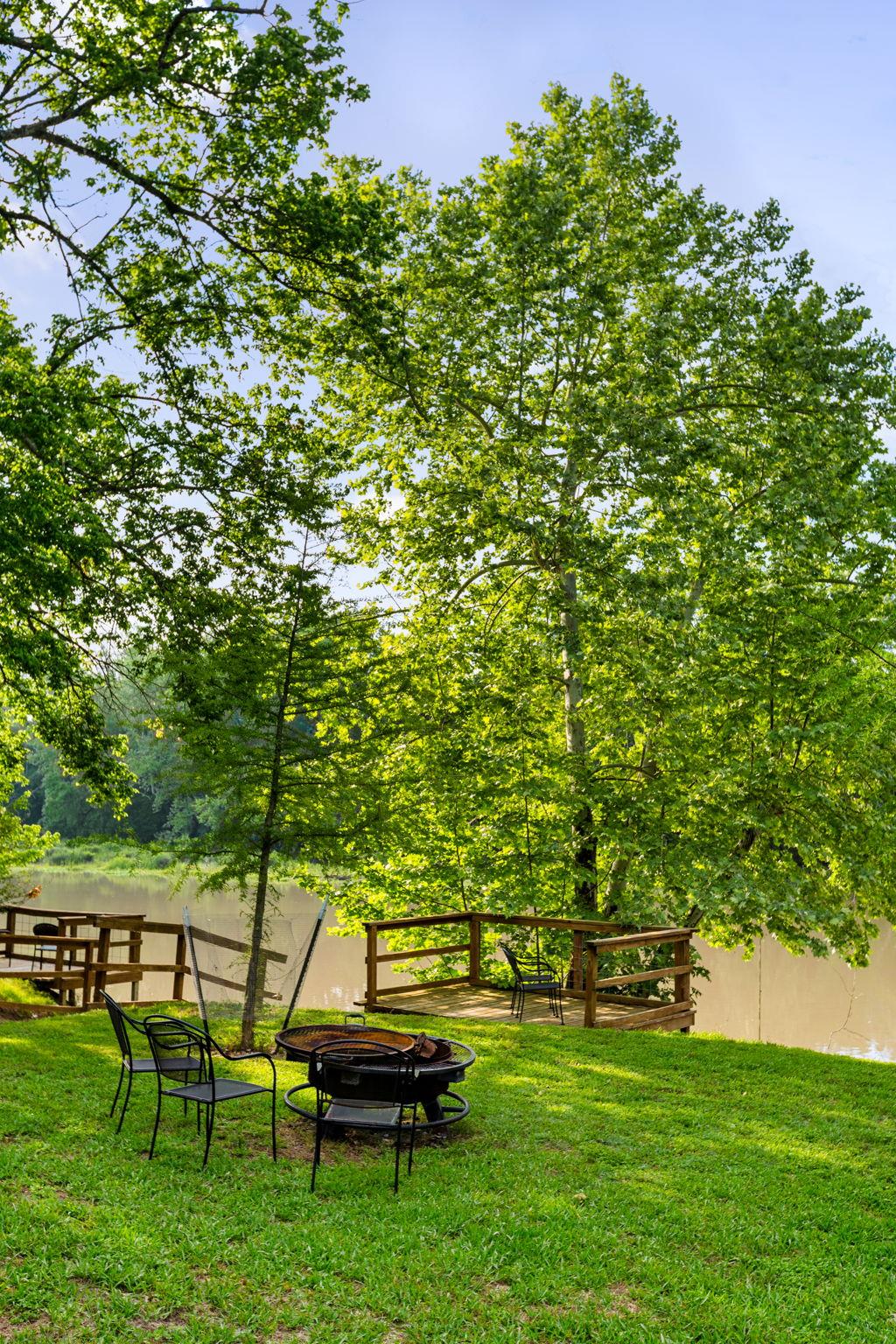 235 El Camino River Rd, Bastrop, TX 78602