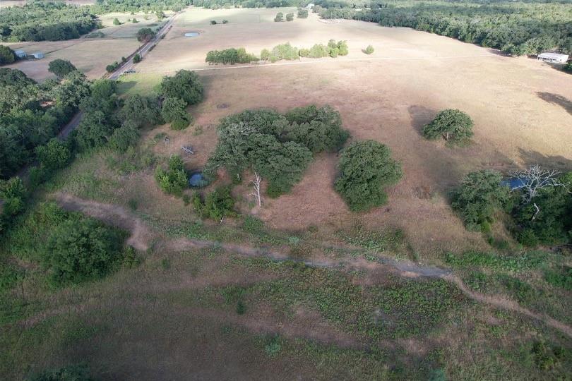 2542 County Road 306, Lexington, TX 78947