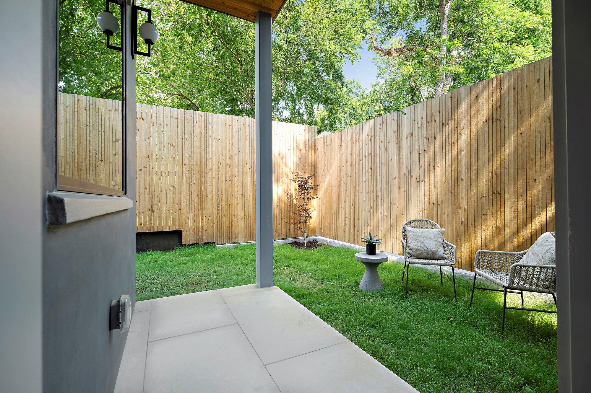2405 E 22nd St, Austin, TX 78722