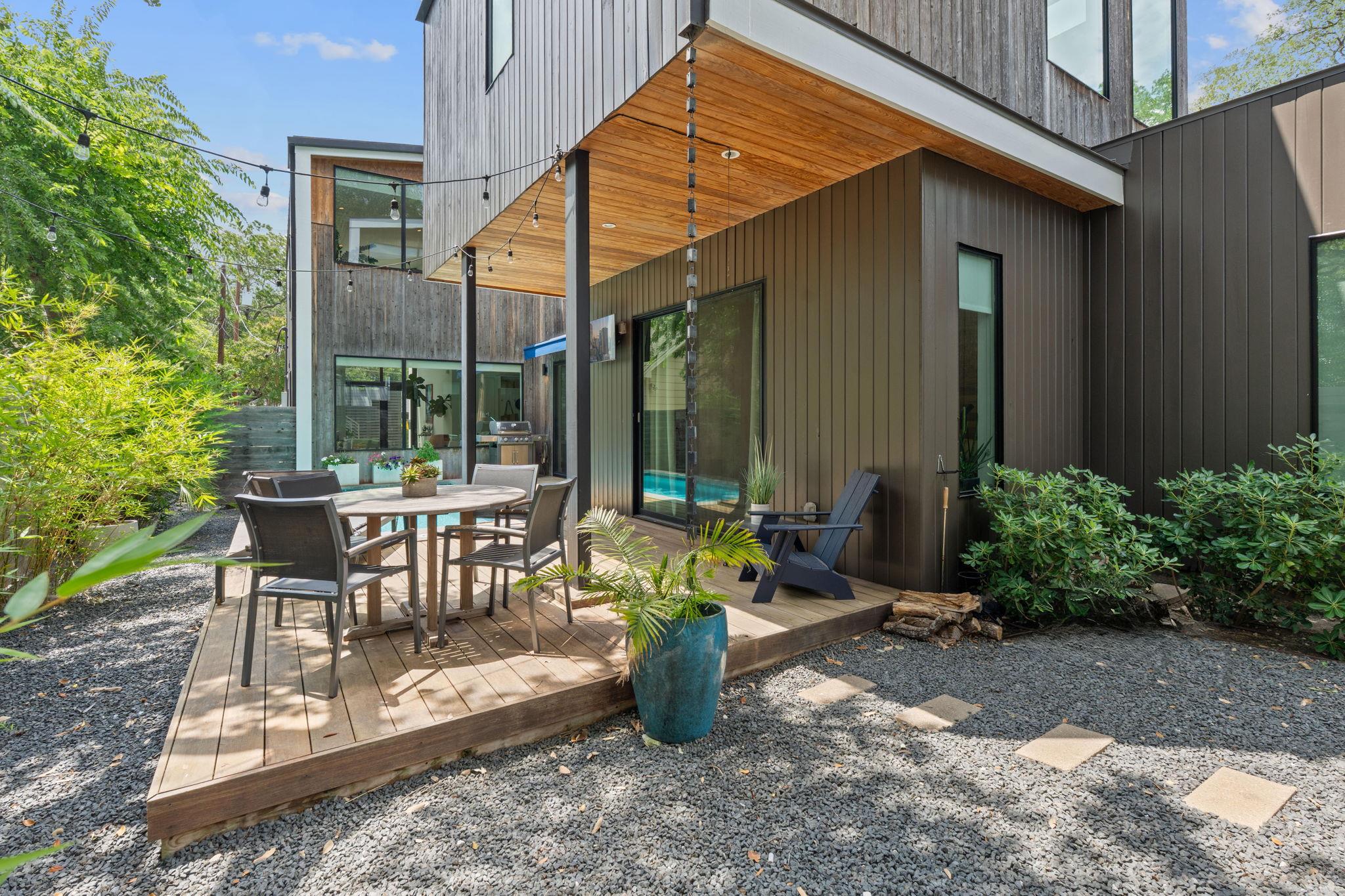 1605 Chelsea Ln # 1, Austin, TX 78704