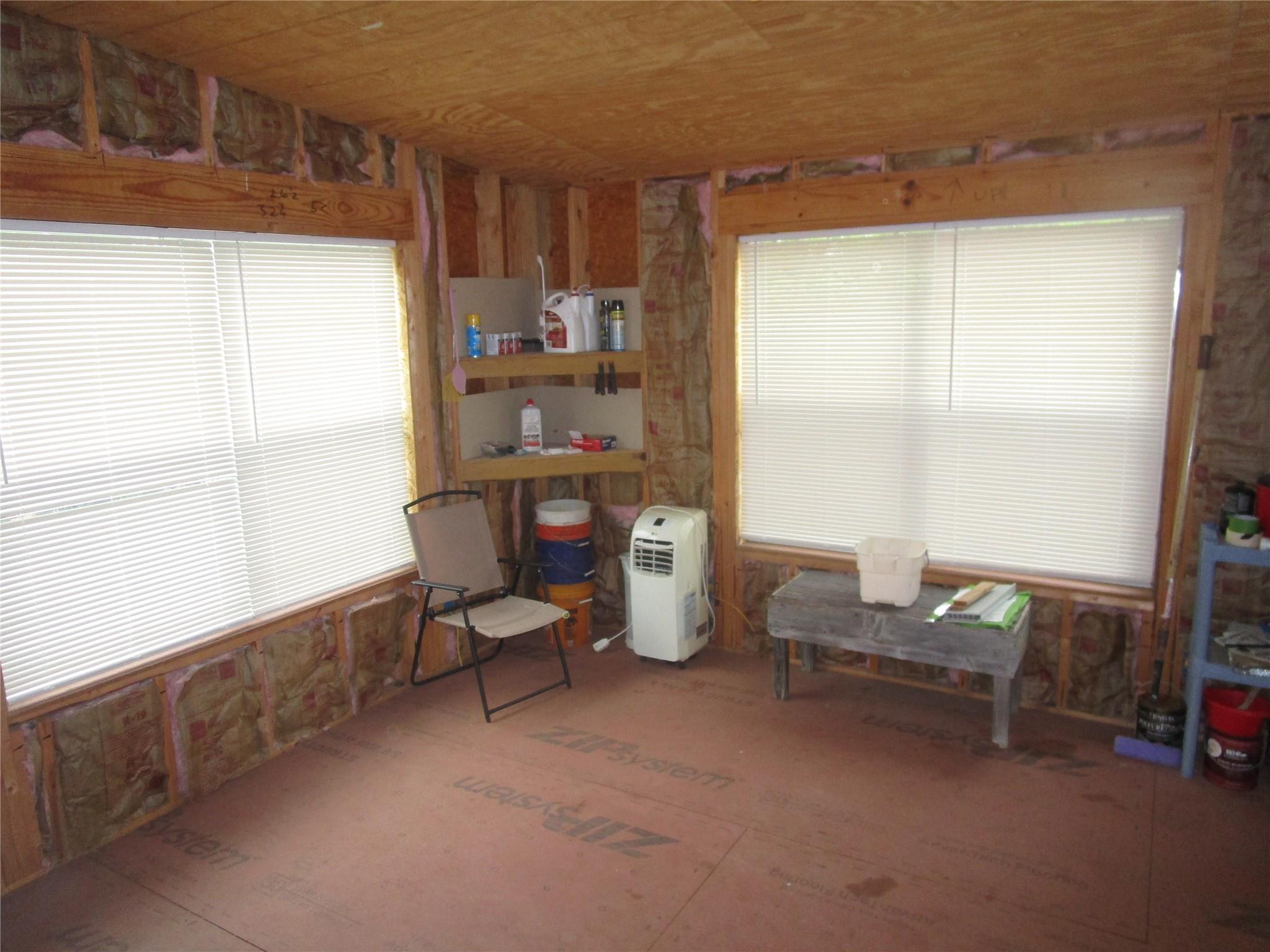 271 The Rock Rd, Buchanan Dam, TX 78609
