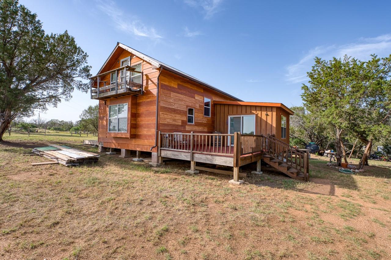 271 The Rock Rd, Buchanan Dam, TX 78609