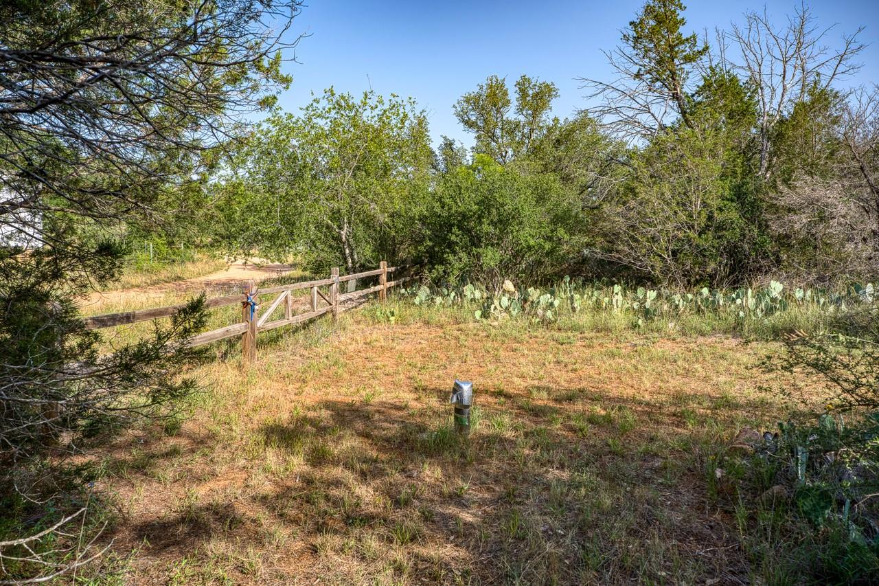 271 The Rock Rd, Buchanan Dam, TX 78609