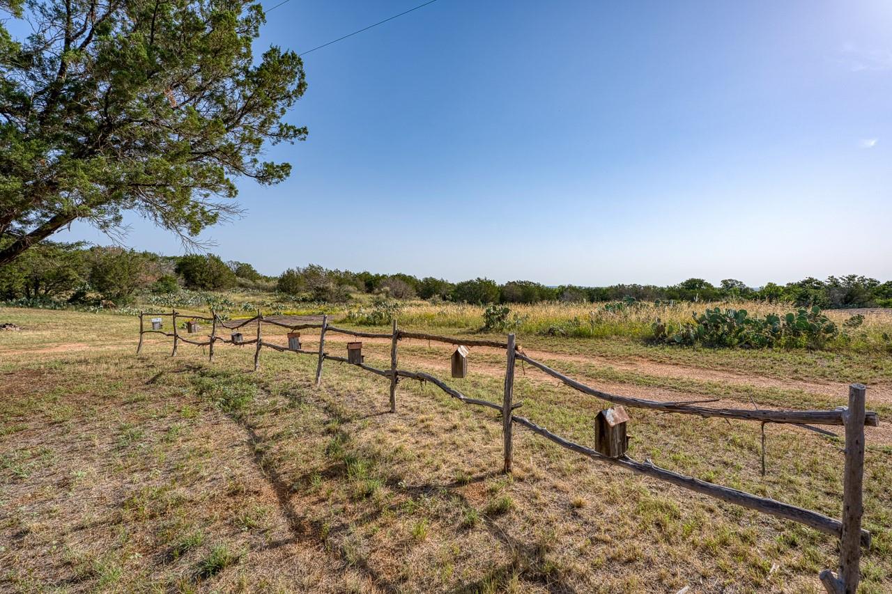 271 The Rock Rd, Buchanan Dam, TX 78609
