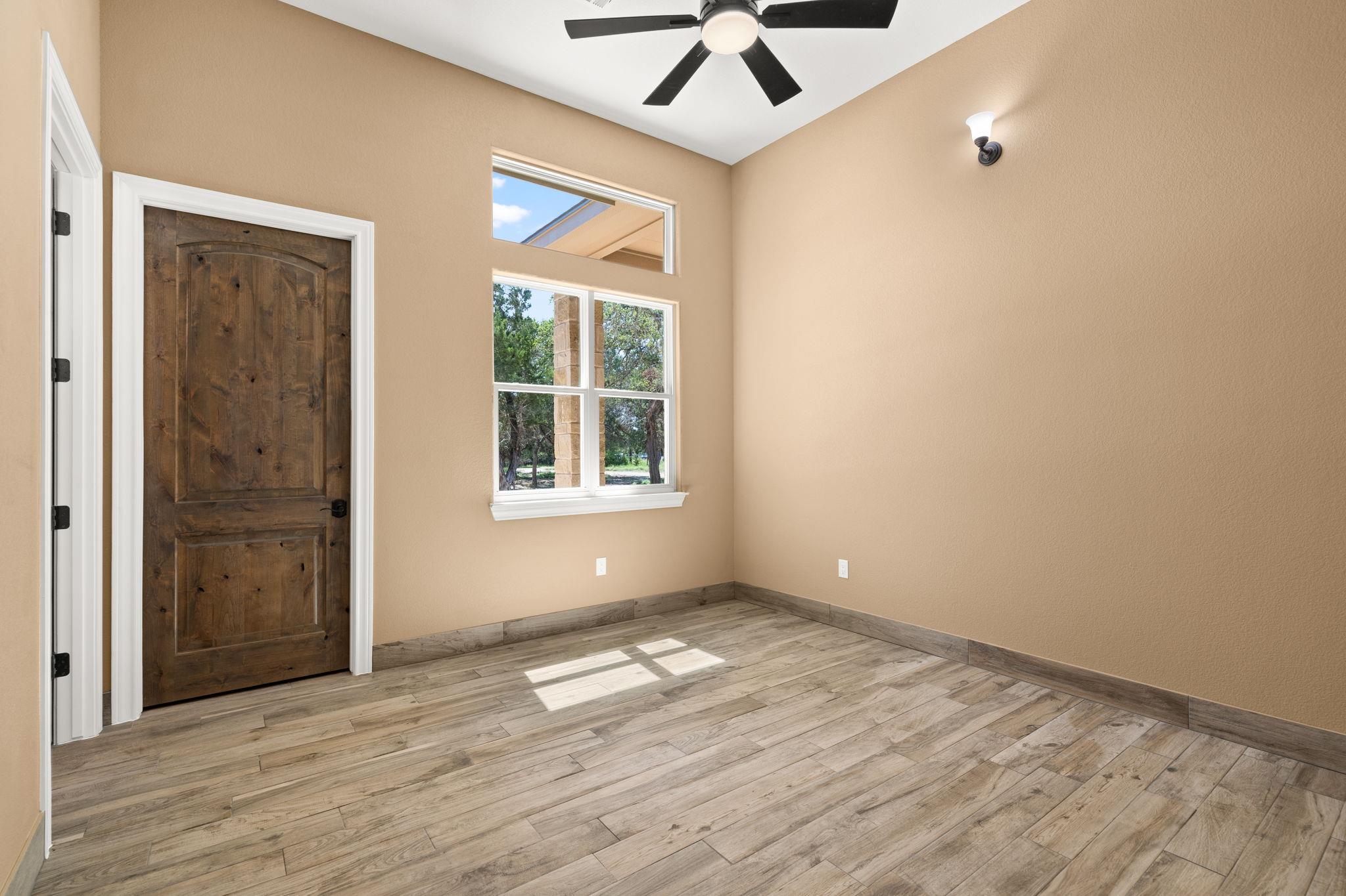 1424 Cattail Dr, Canyon Lake, TX 78133