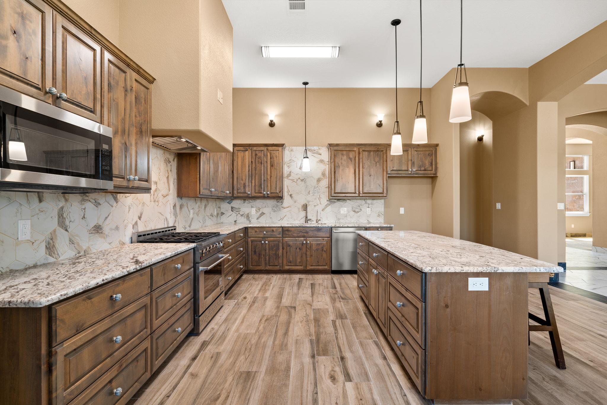 1424 Cattail Dr, Canyon Lake, TX 78133