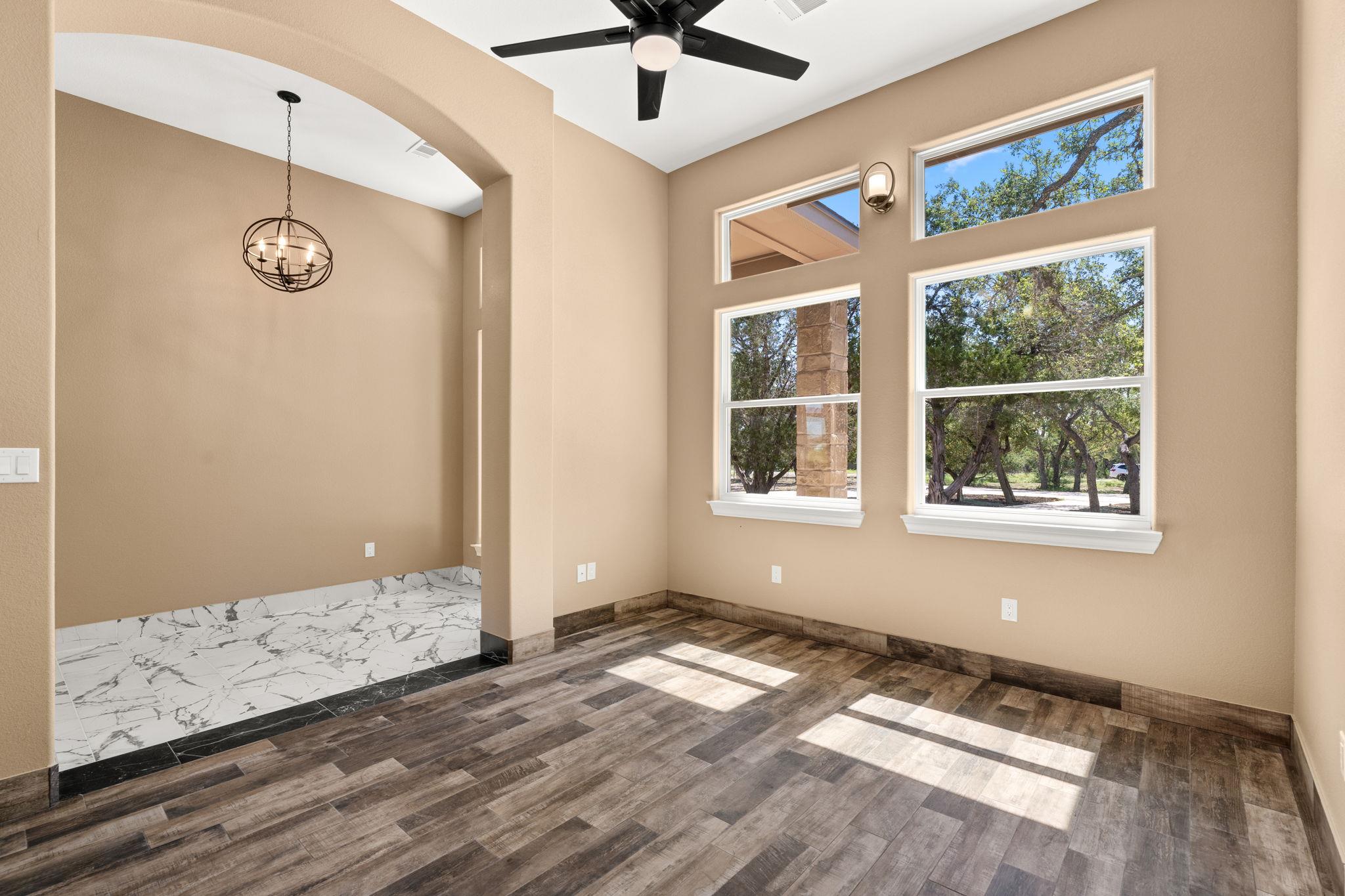 1424 Cattail Dr, Canyon Lake, TX 78133