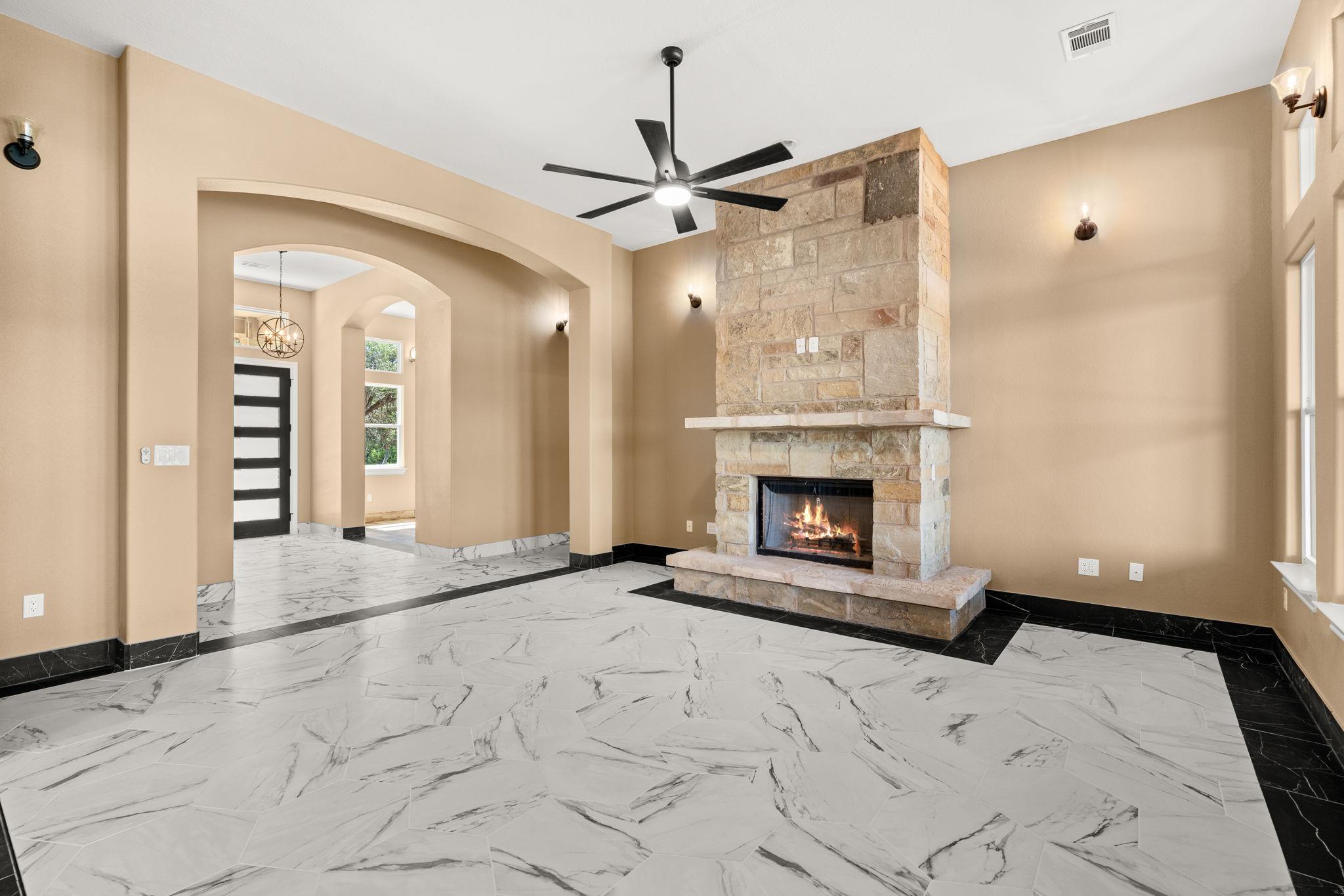 1424 Cattail Dr, Canyon Lake, TX 78133