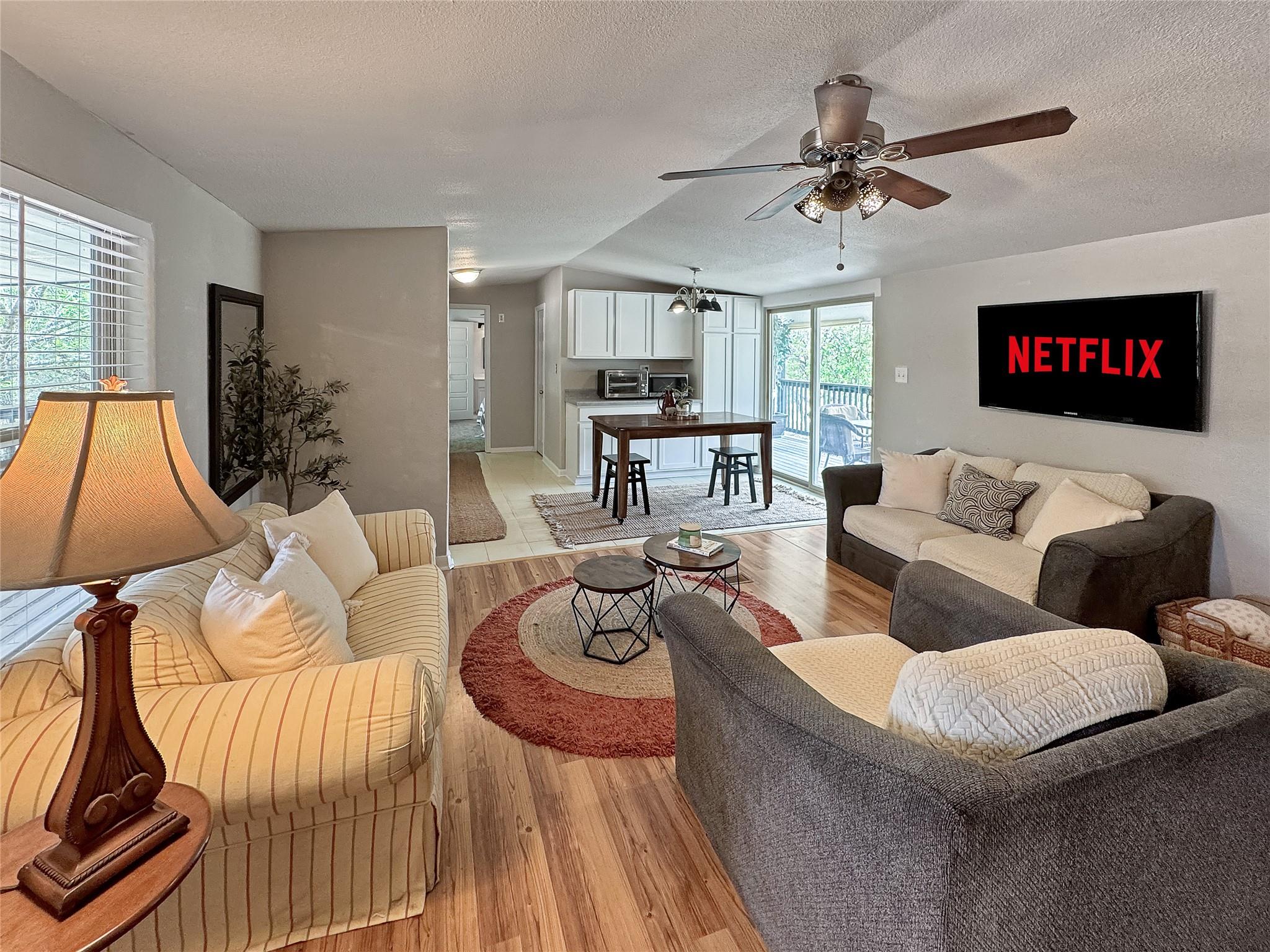 823 Trail Crest Dr, Canyon Lake, TX 78133