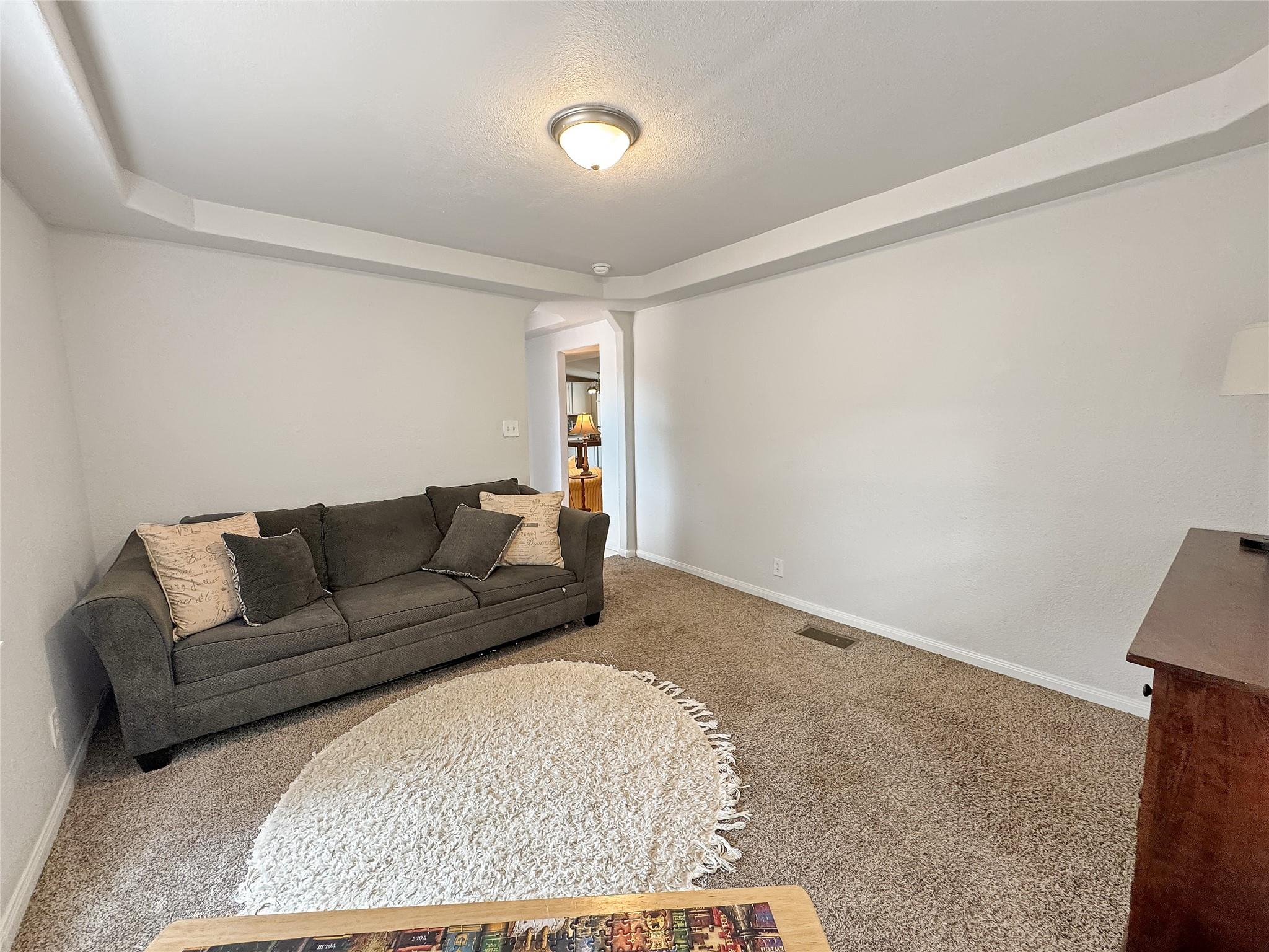 823 Trail Crest Dr, Canyon Lake, TX 78133