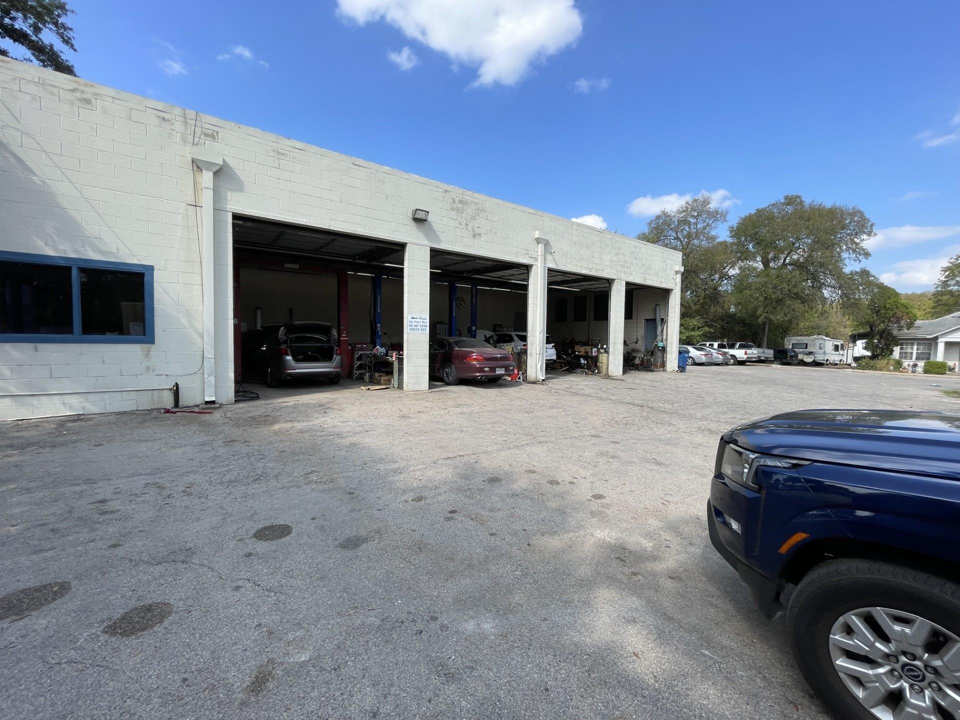 1900 Fortview Rd, Austin, TX 78704