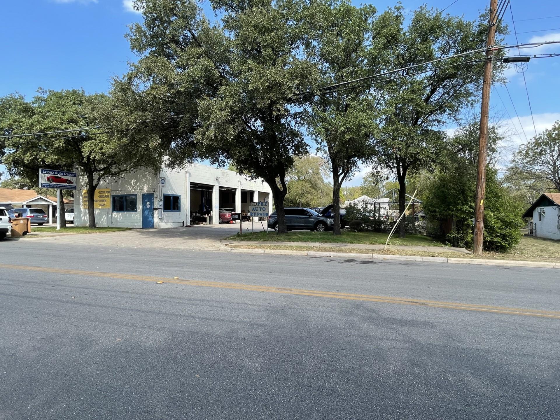 1900 Fortview Rd, Austin, TX 78704