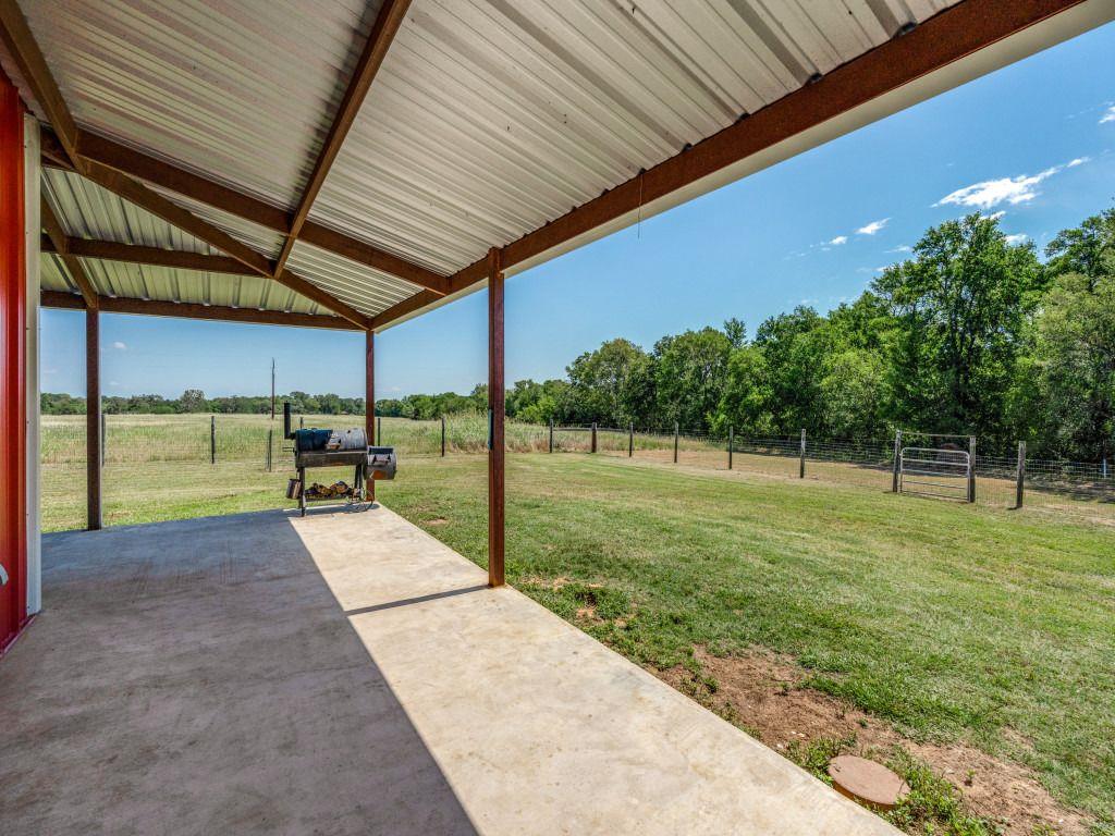 1745 County Road 103 Rd, Paige, TX 78659