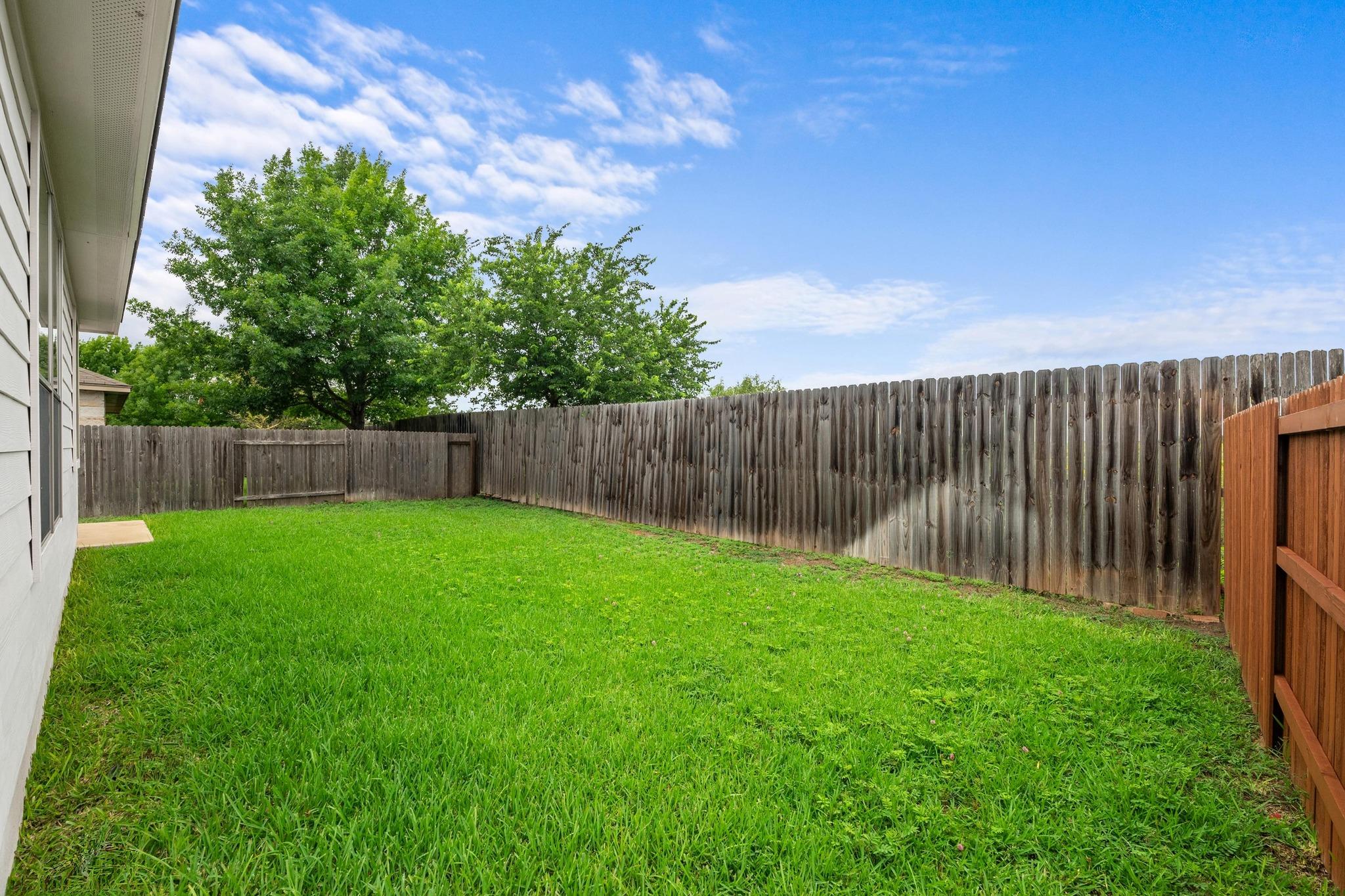 11900 Timber Heights Dr, Austin, TX 78754