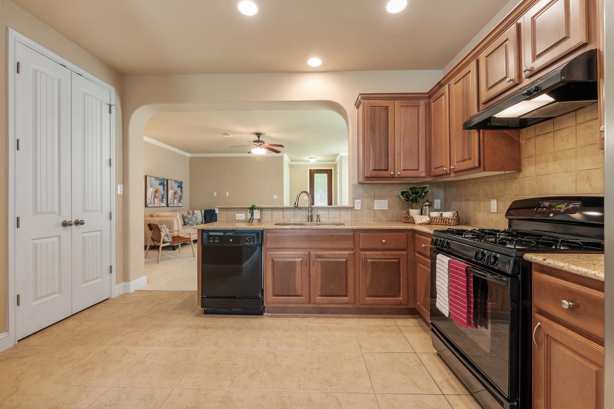 11900 Timber Heights Dr, Austin, TX 78754