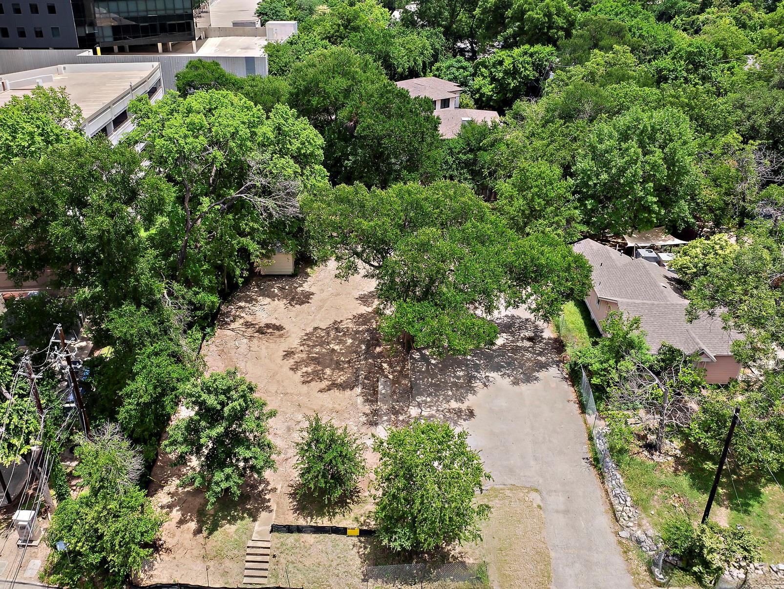 517 Bouldin Ave, Austin, TX 78704