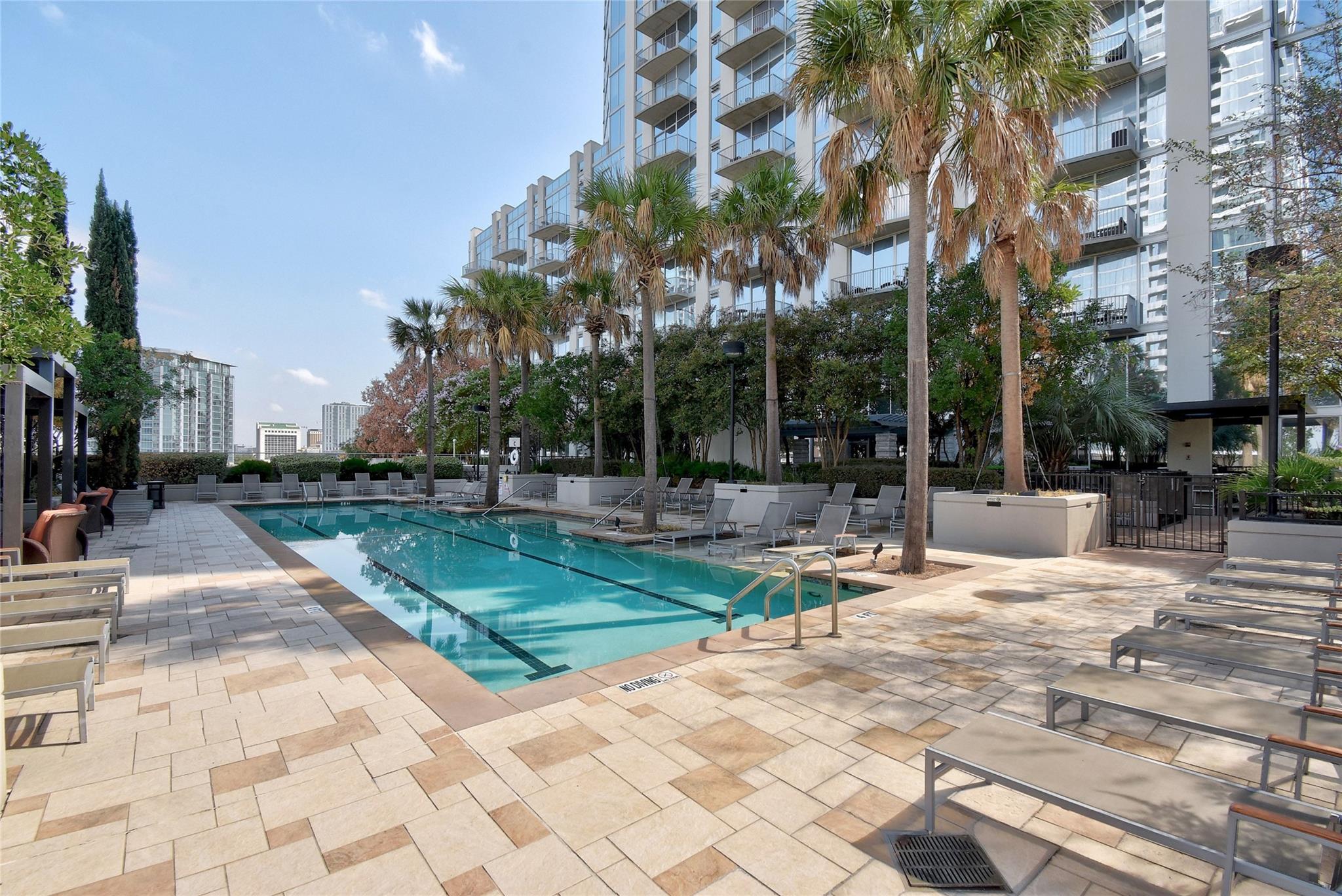 360 Nueces St # 3602, Austin, TX 78701