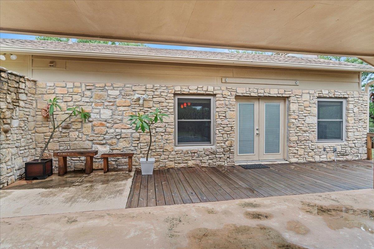 721 Deer Run, Wimberley, TX 78676