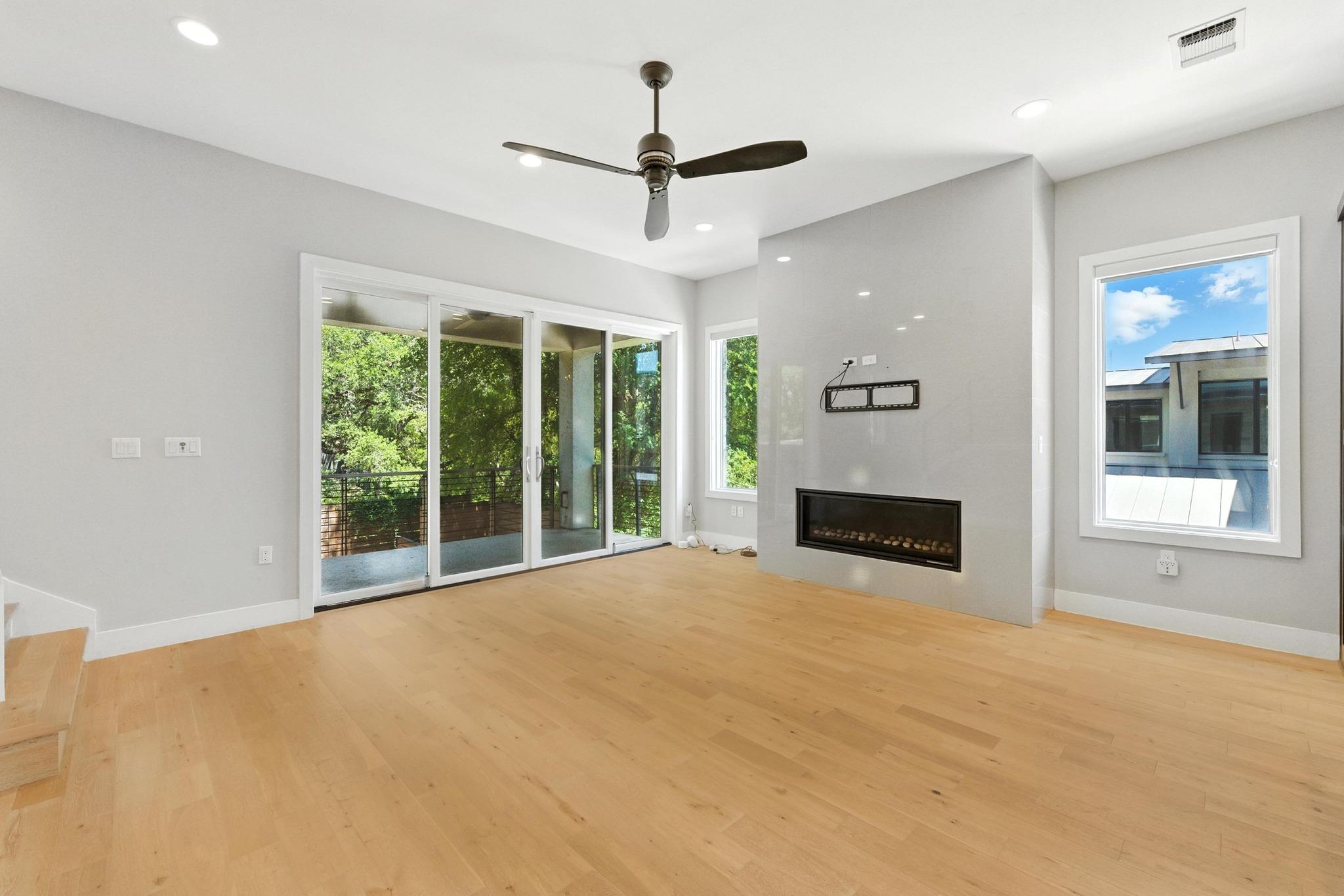 901 Bouldin Ave # B, Austin, TX 78704