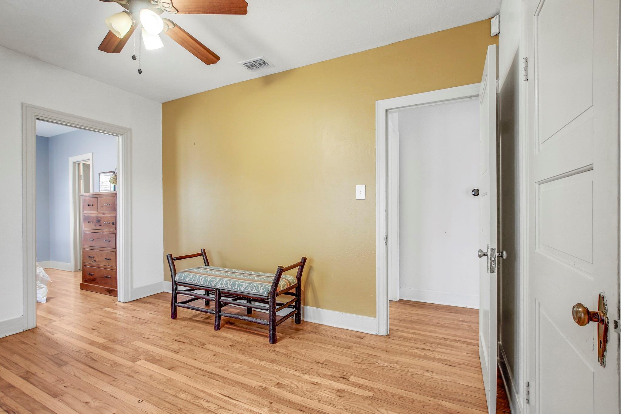 1215 W Mary St, Austin, TX 78704