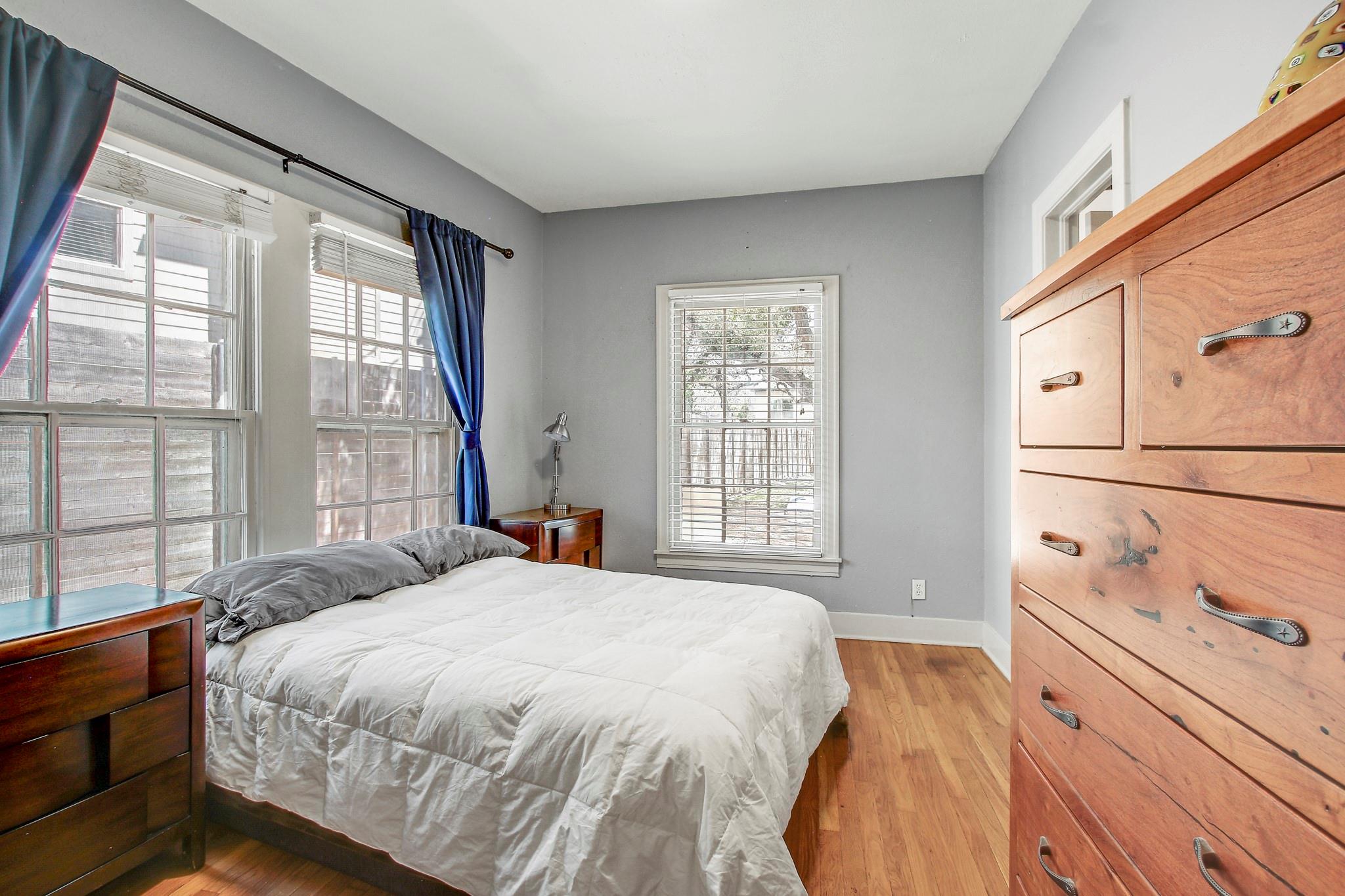 1215 W Mary St, Austin, TX 78704
