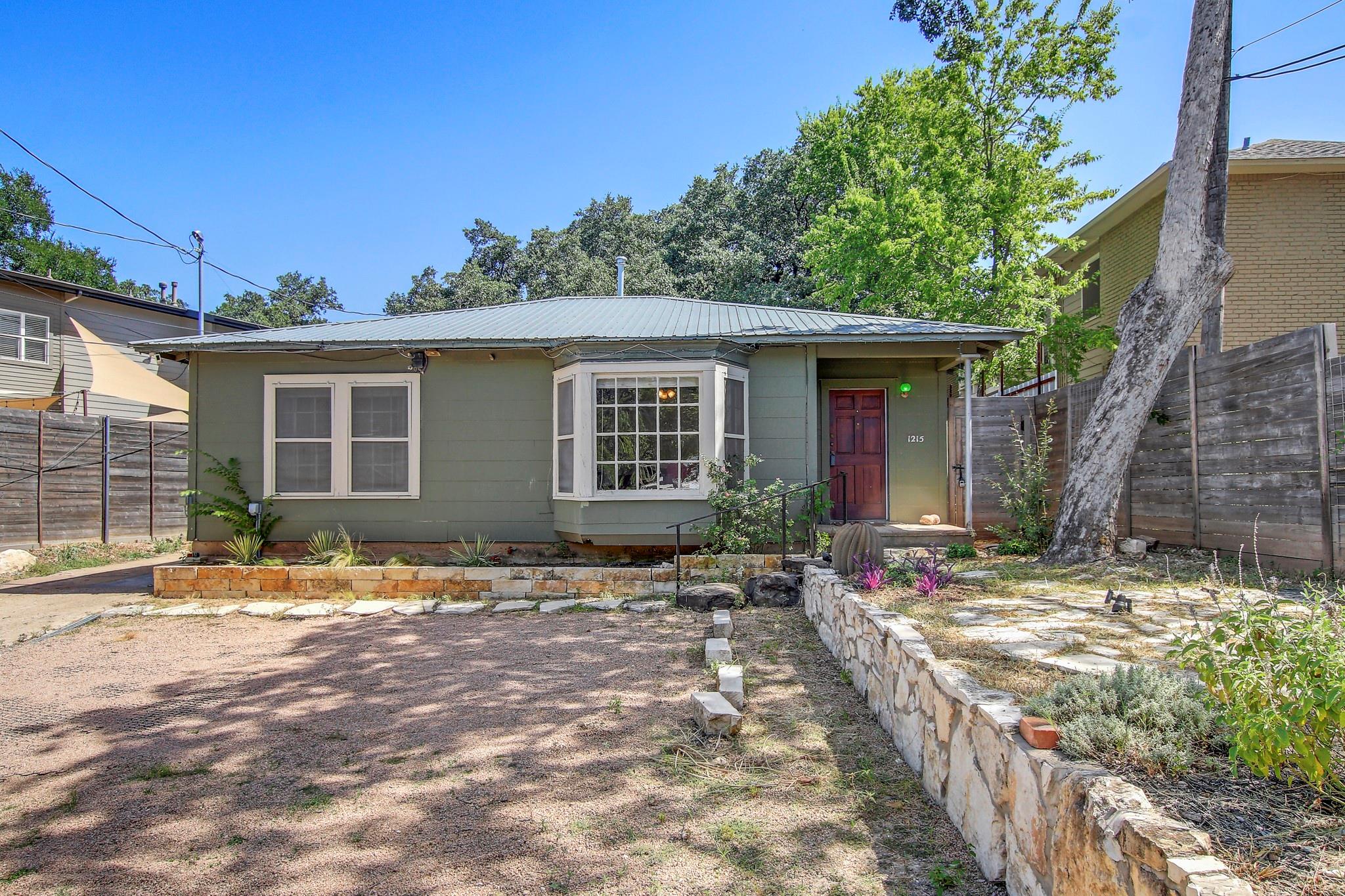1215 W Mary St, Austin, TX 78704