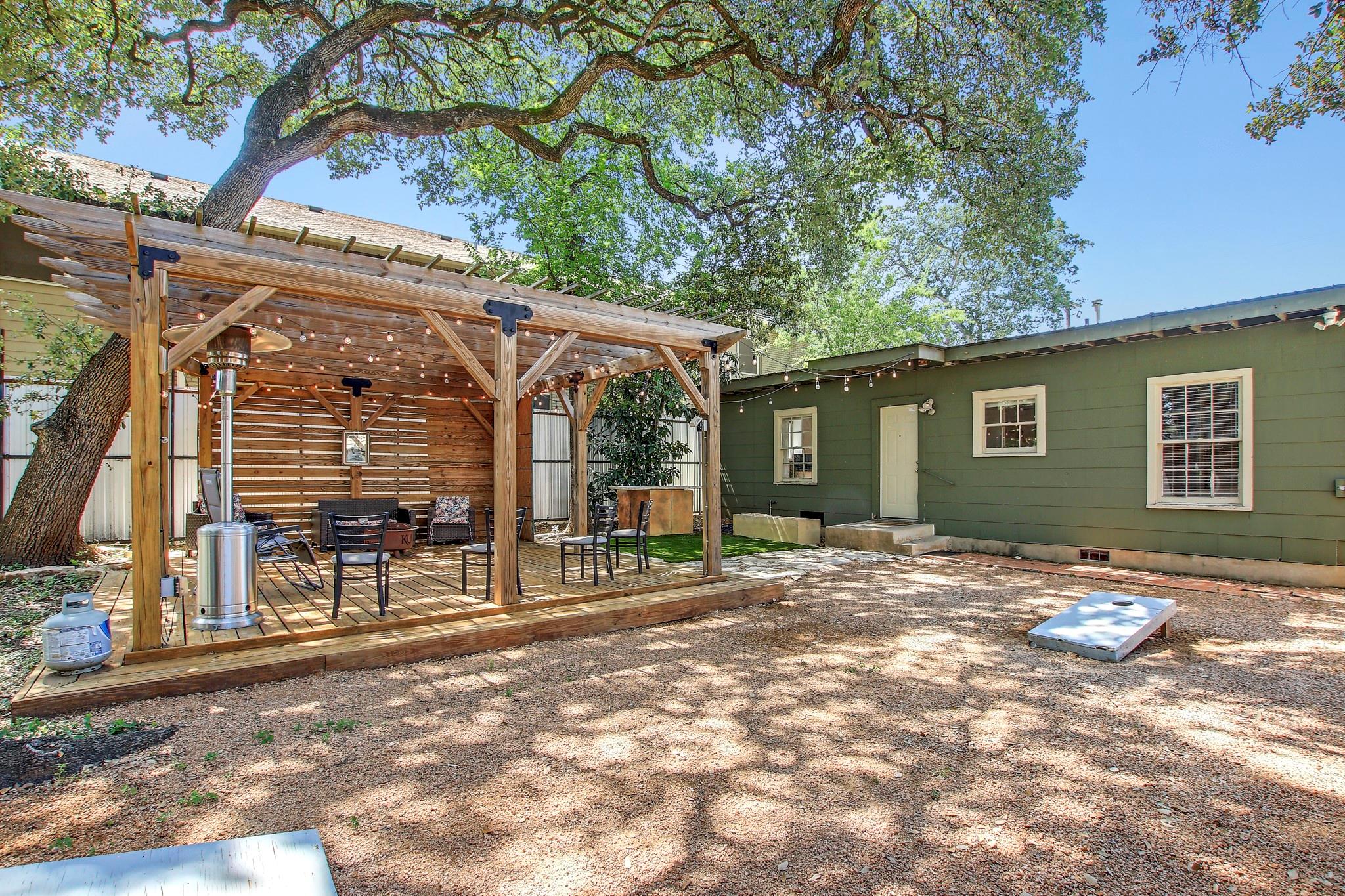 1215 W Mary St, Austin, TX 78704