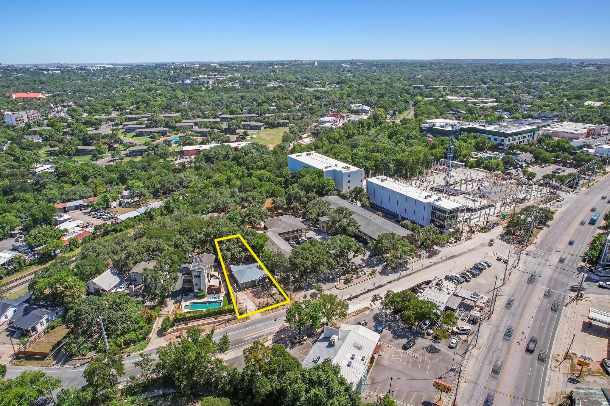 1215 W Mary St, Austin, TX 78704
