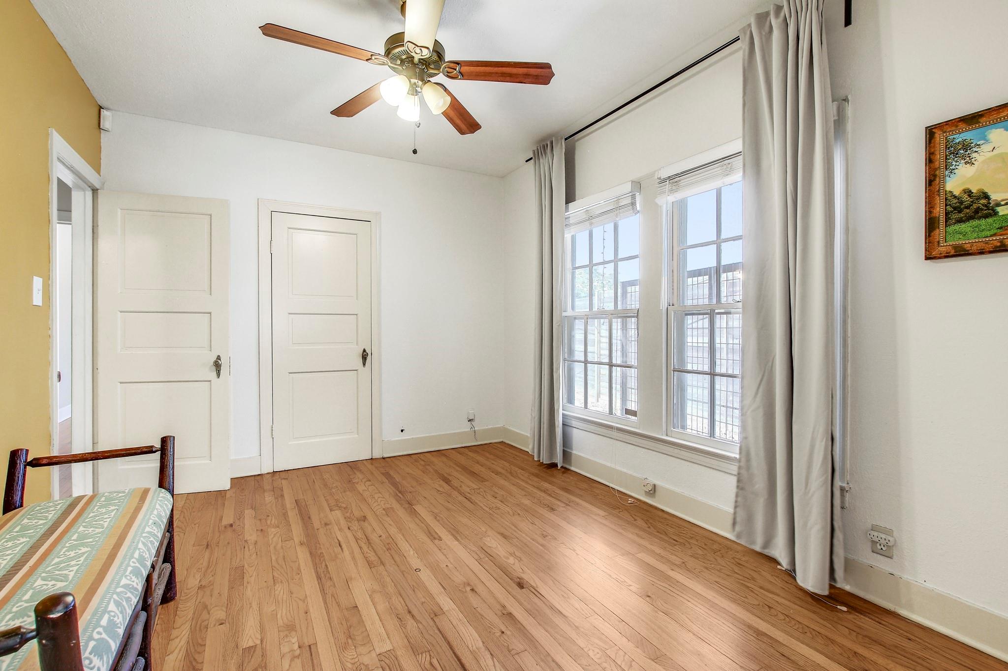 1215 W Mary St, Austin, TX 78704