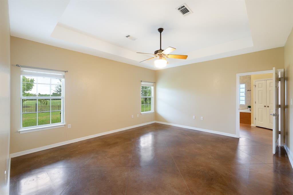 10565 N 77 Highway, Lexington, TX 78947