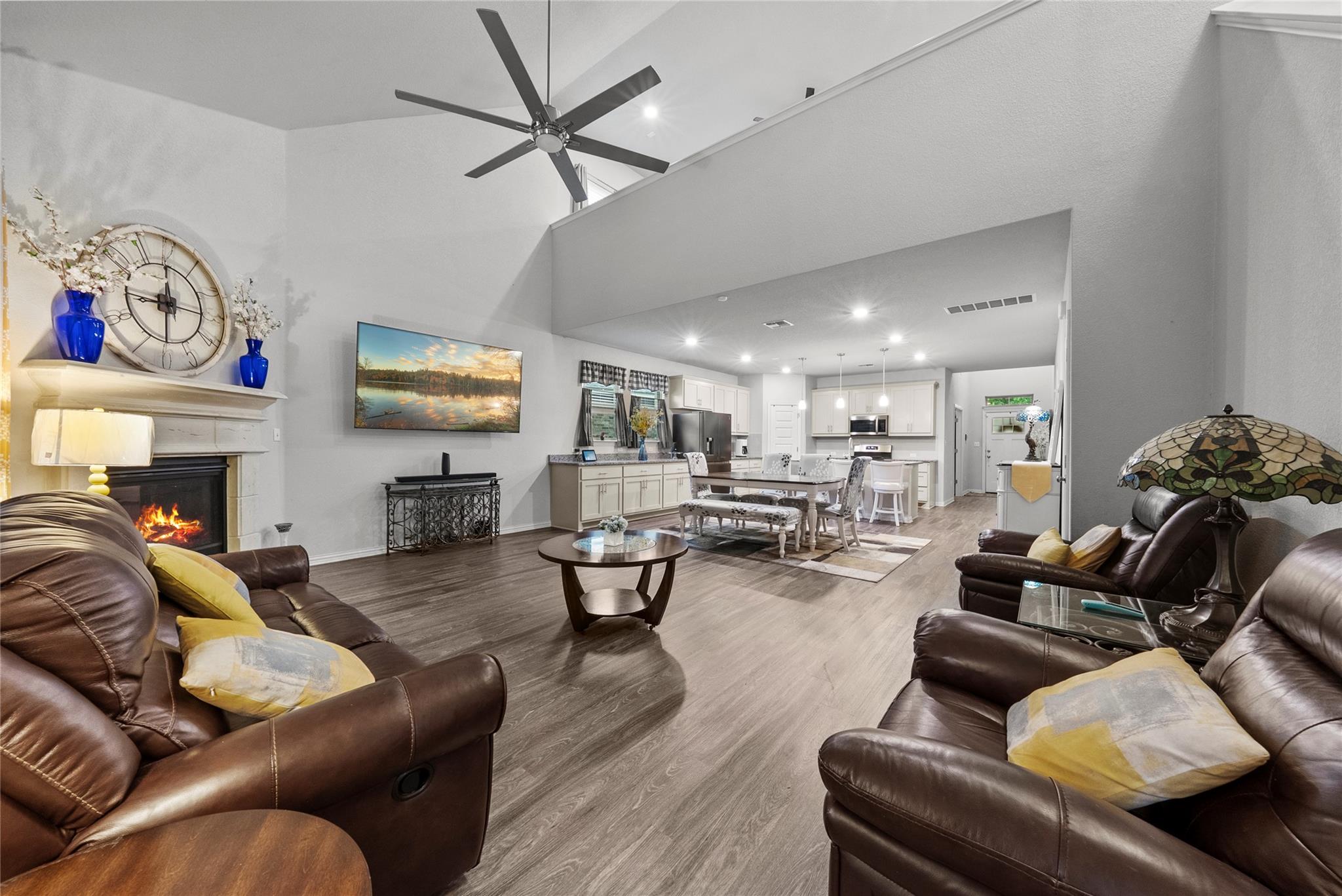 12705 Twisted Root Dr, Manchaca, TX 78652