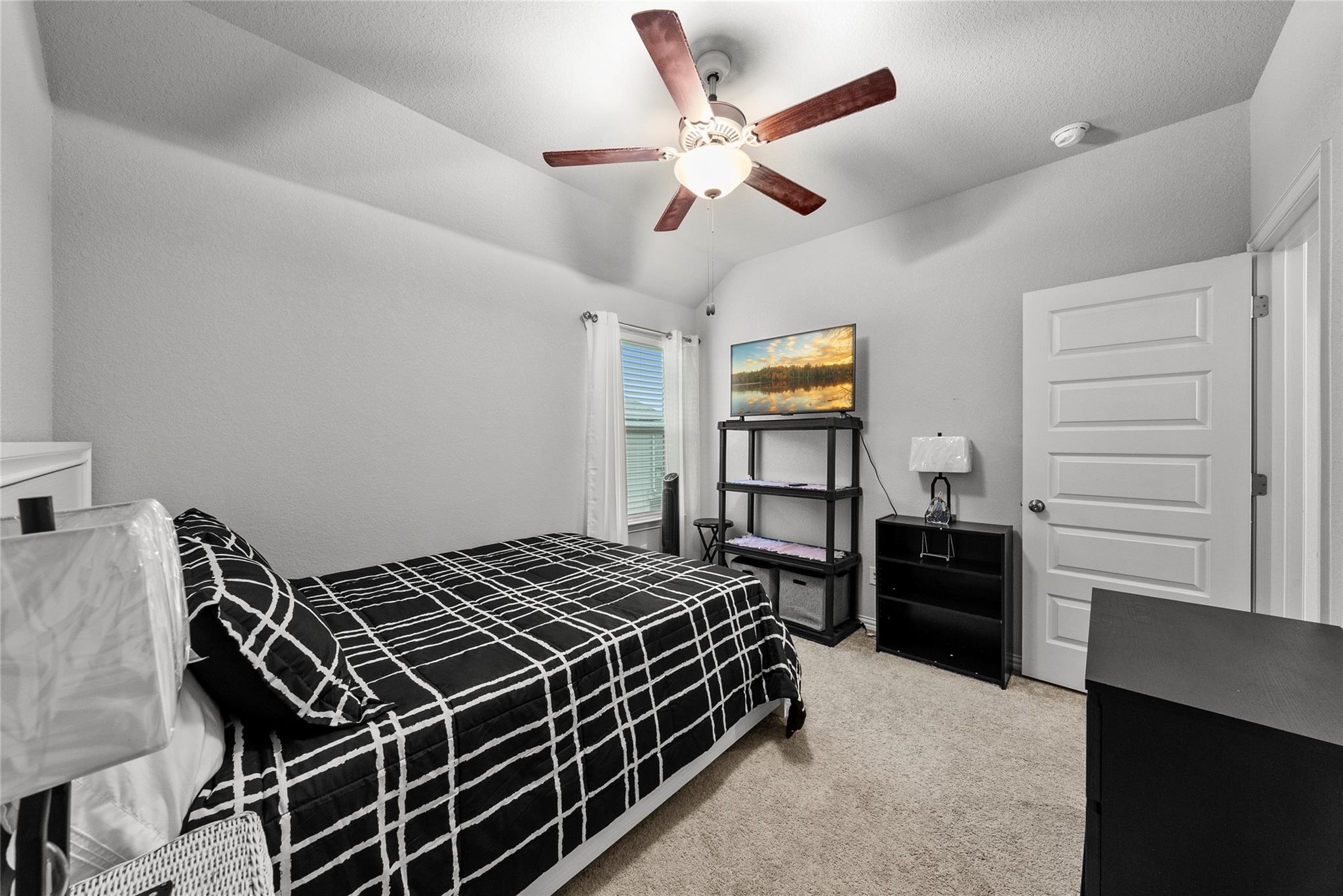 12705 Twisted Root Dr, Manchaca, TX 78652