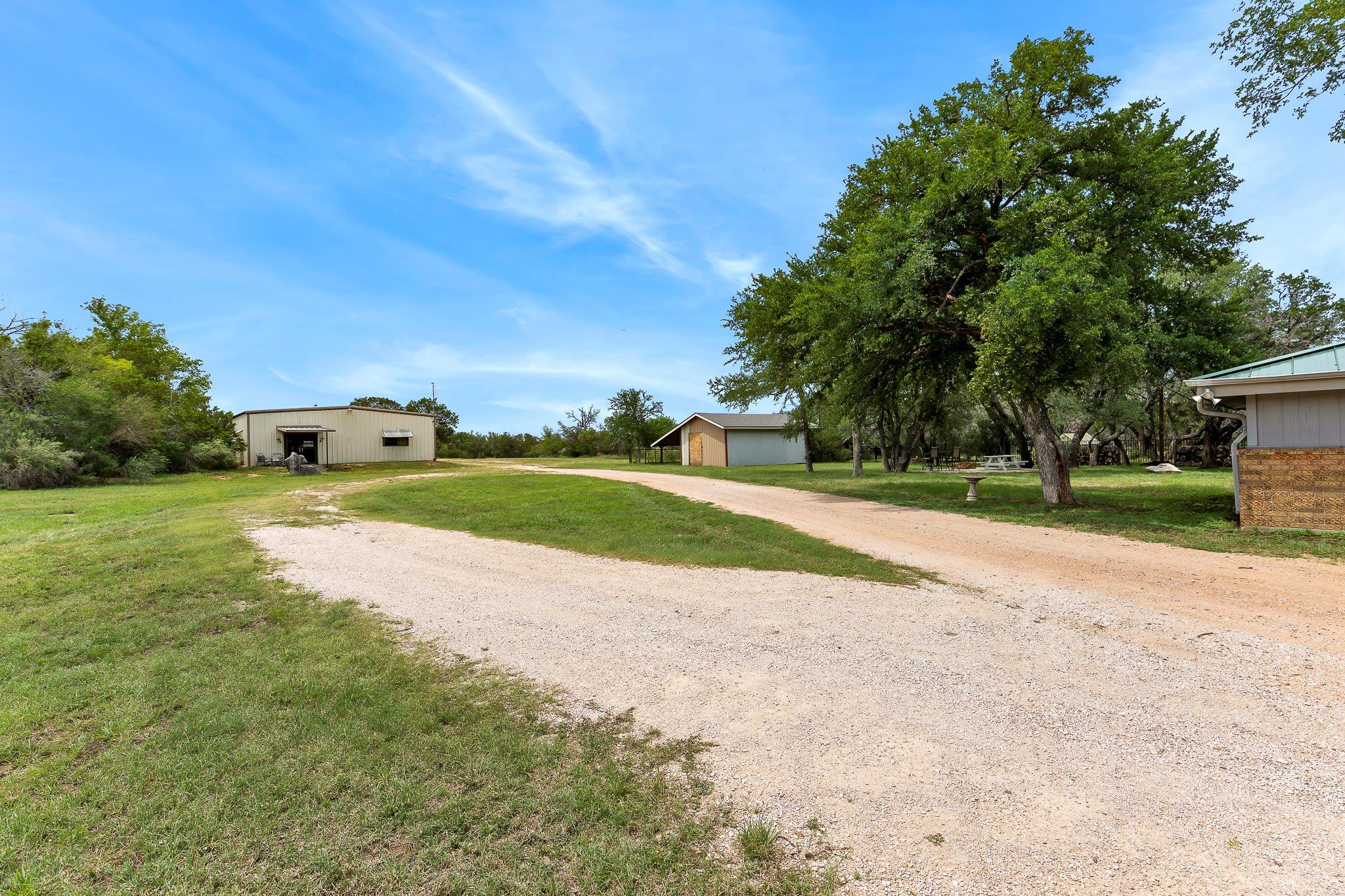 2906 Mormon Mill Rd, Marble Falls, TX 78654