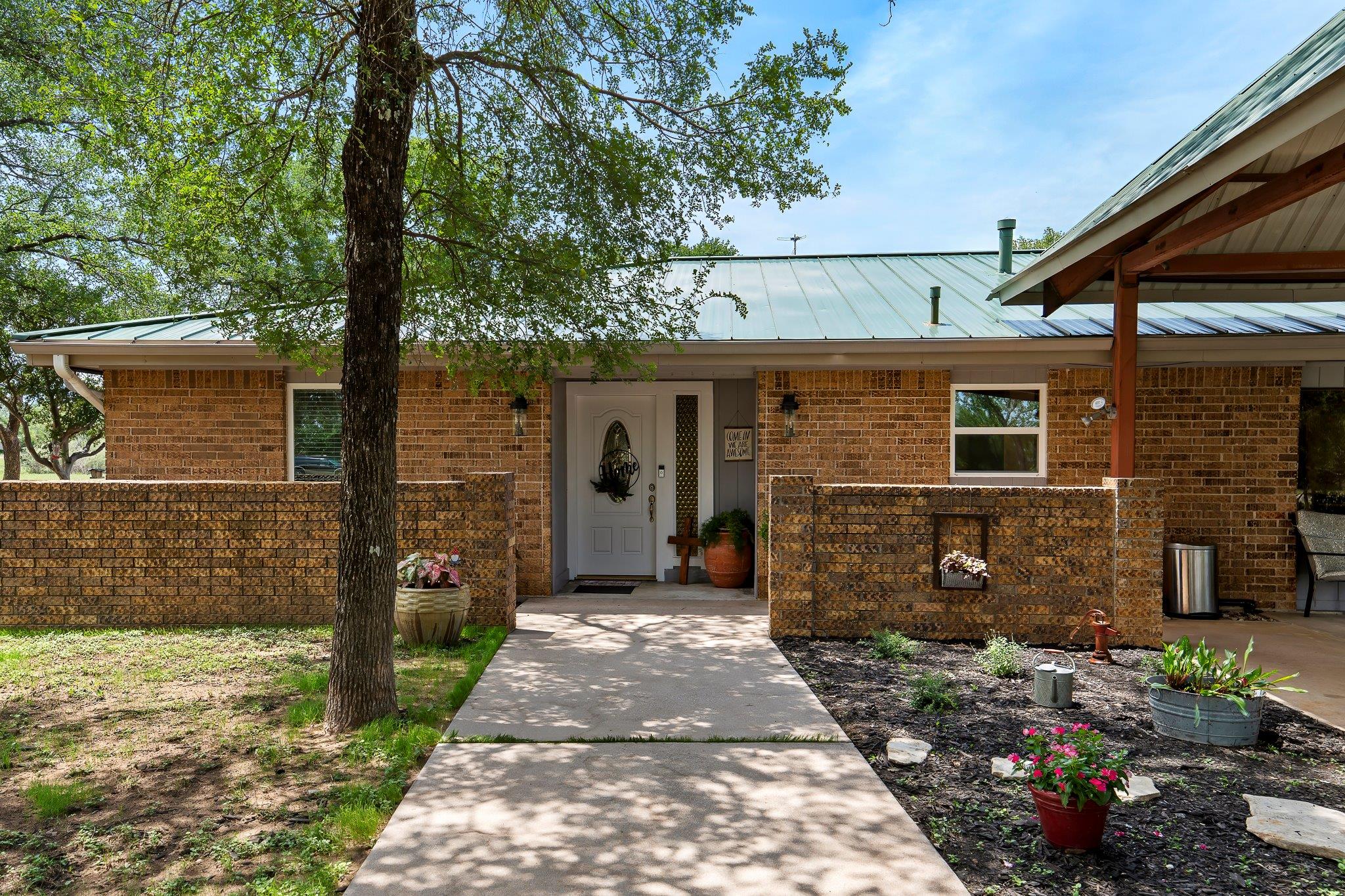 2906 Mormon Mill Rd, Marble Falls, TX 78654