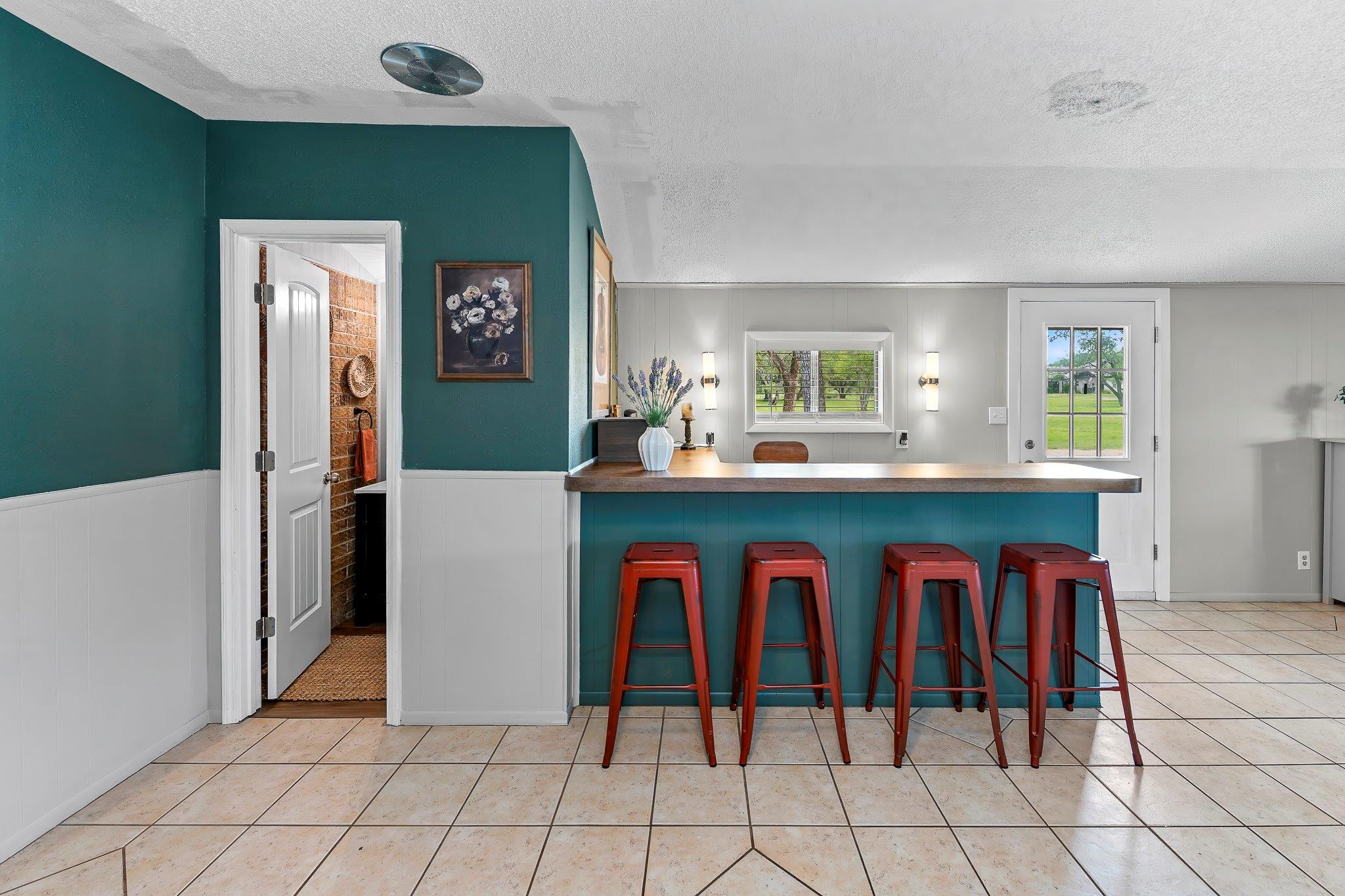 2906 Mormon Mill Rd, Marble Falls, TX 78654
