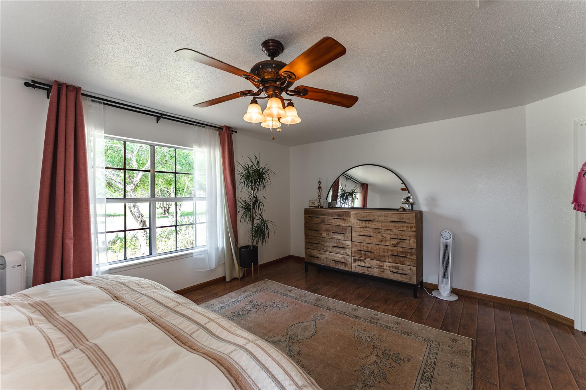 9800 Fm 150 Rd W, Driftwood, TX 78619