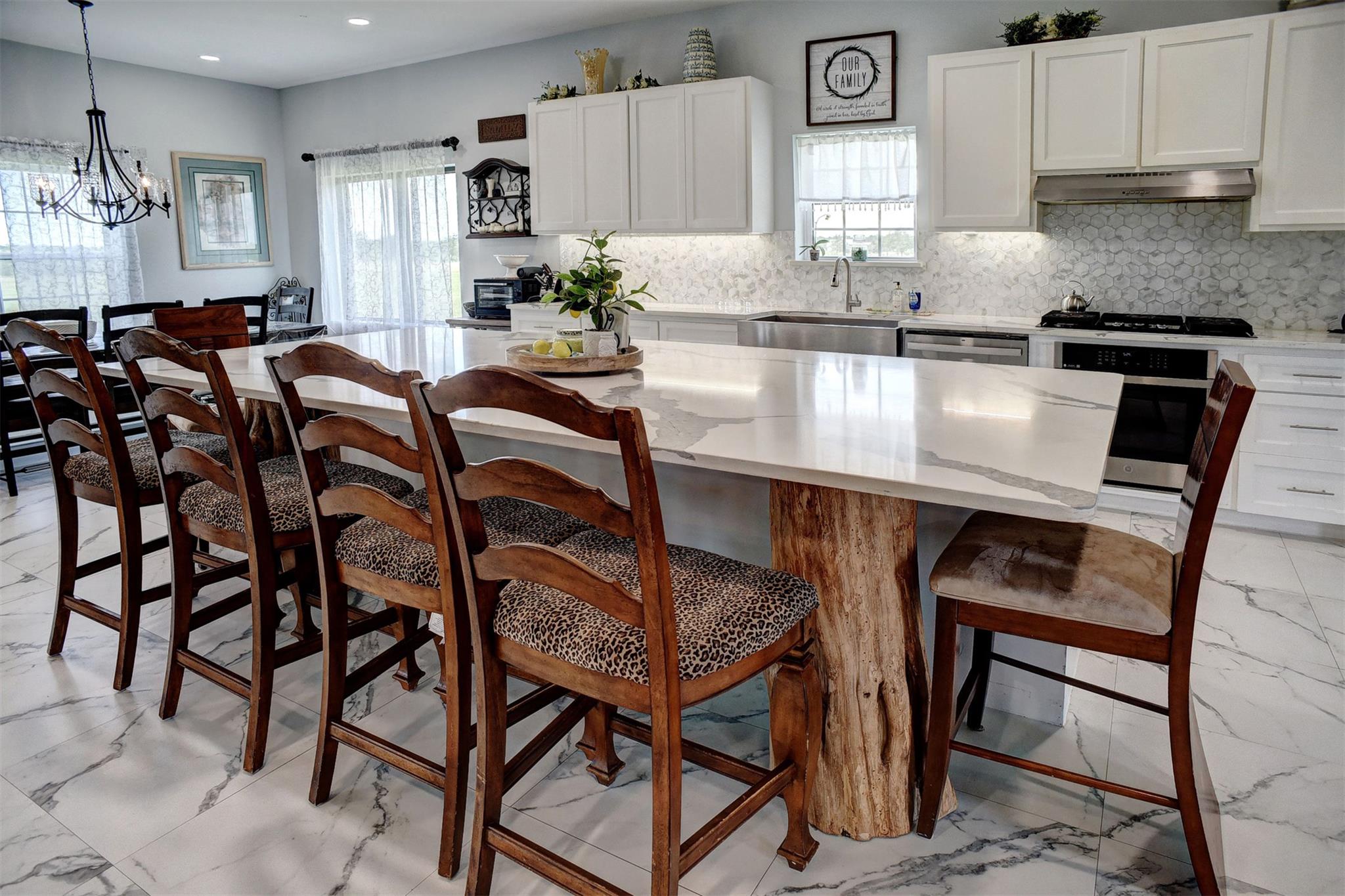 626 Sparta Field Rd, Waelder, TX 78959