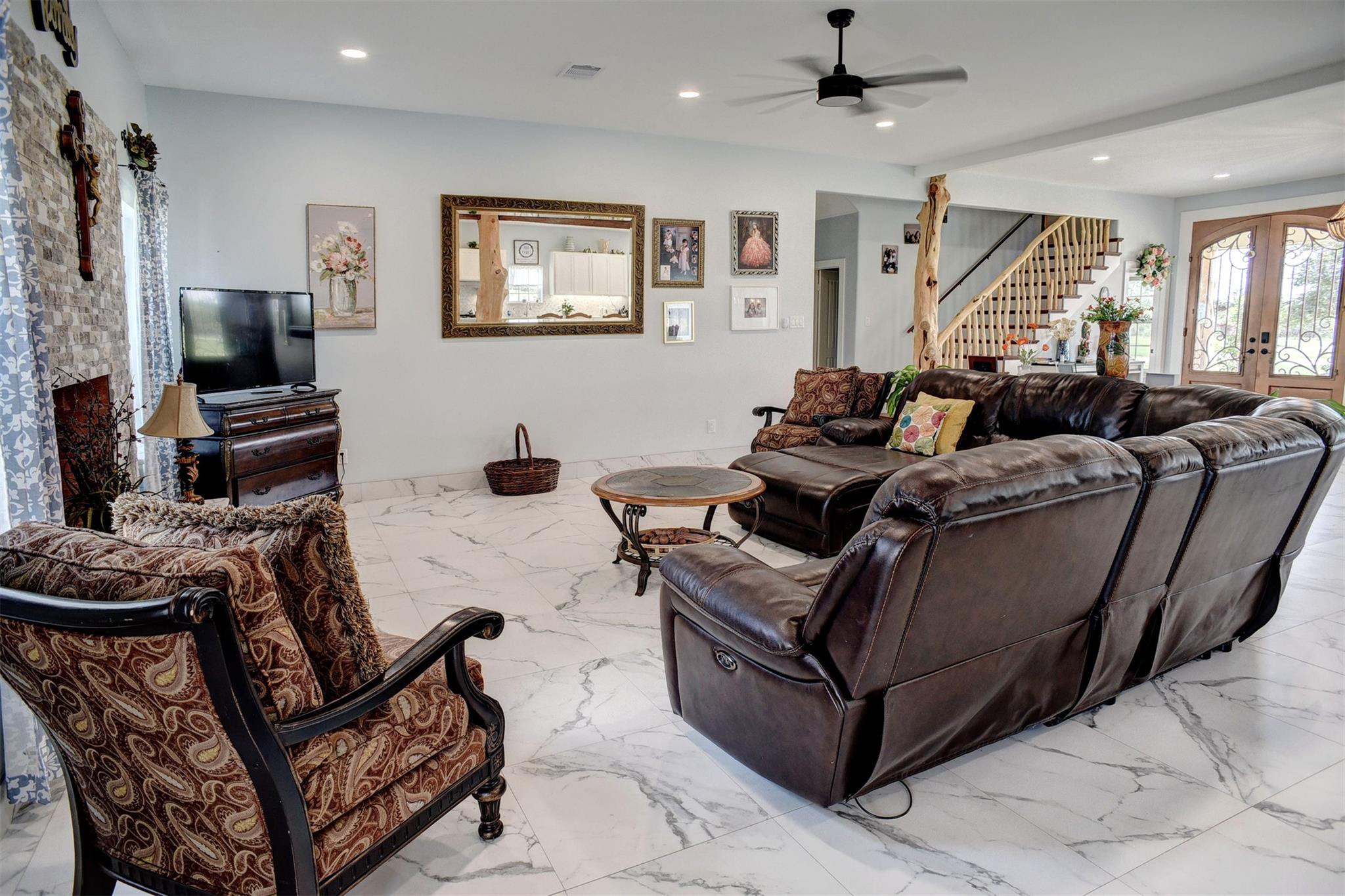 626 Sparta Field Rd, Waelder, TX 78959