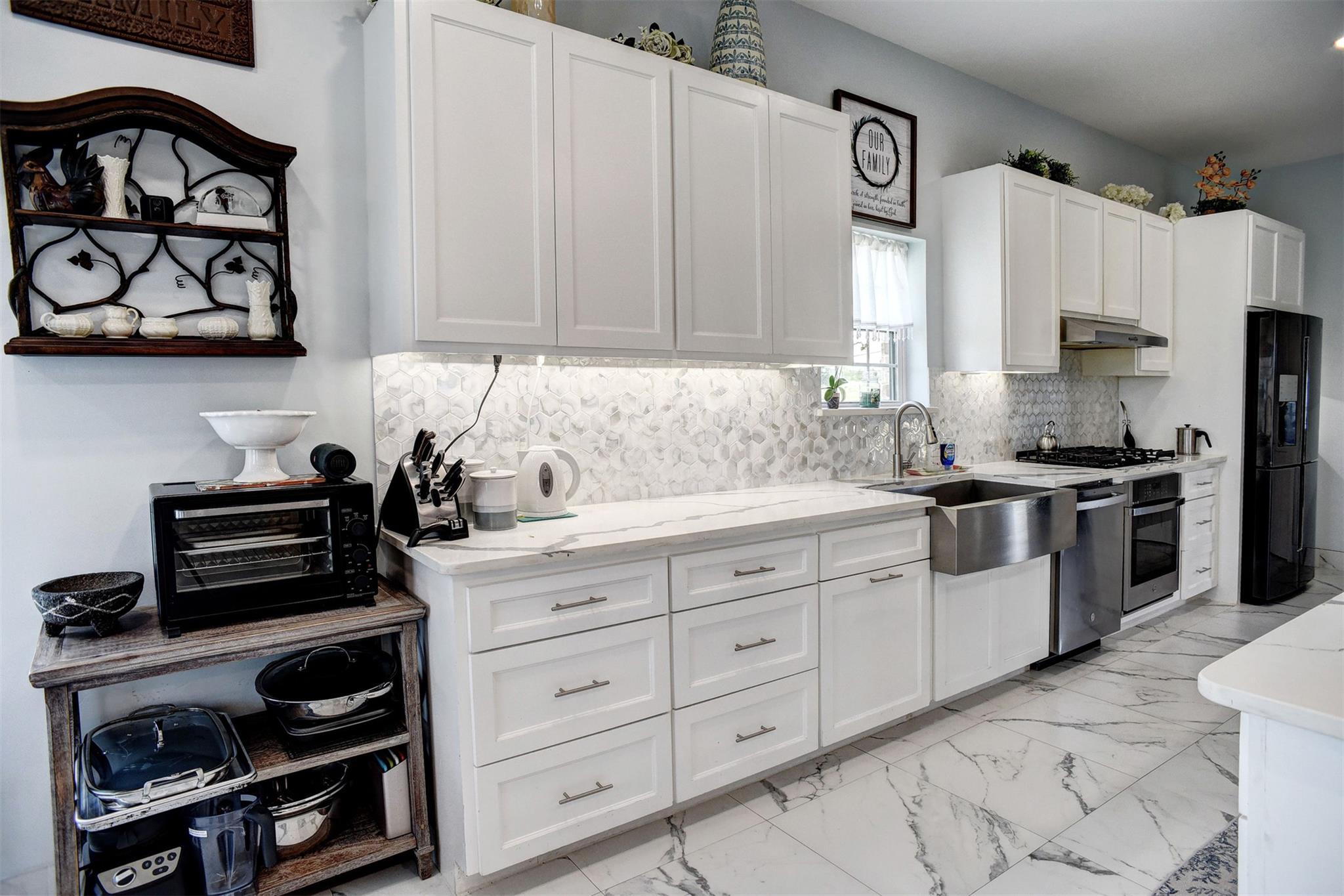 626 Sparta Field Rd, Waelder, TX 78959