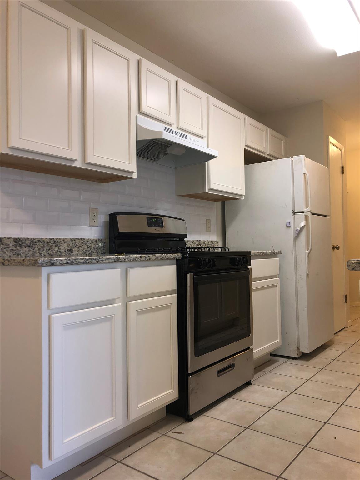 4605 Brown Bark Pl # B, Austin, TX 78727