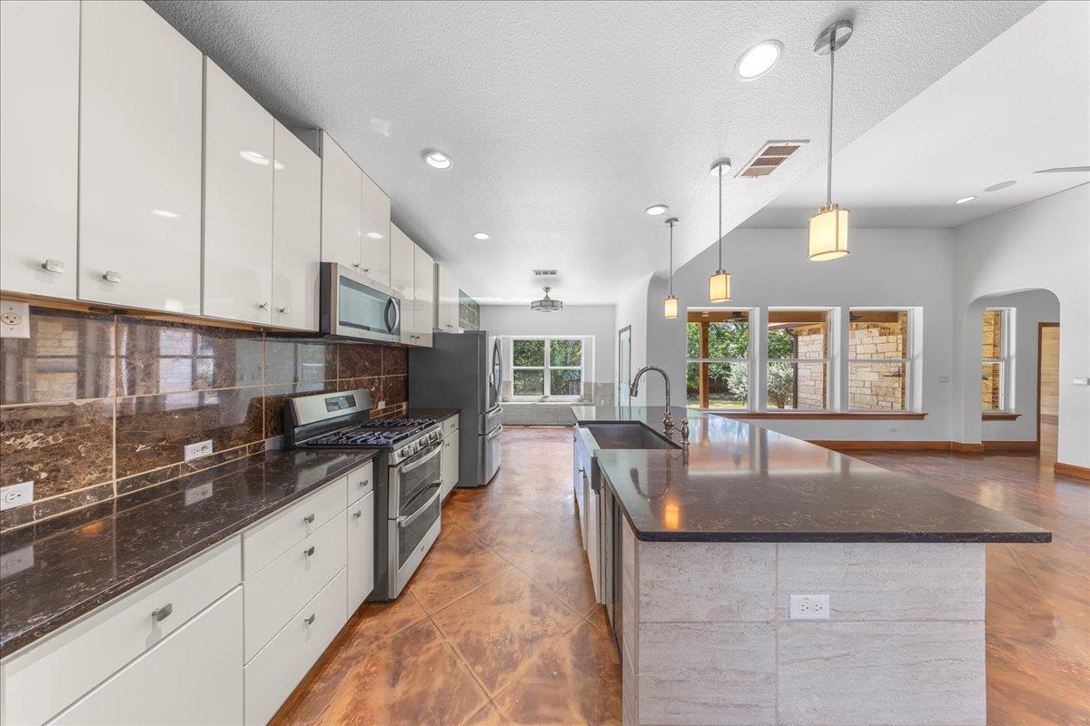 5703 Purple Sage Dr, Austin, TX 78724