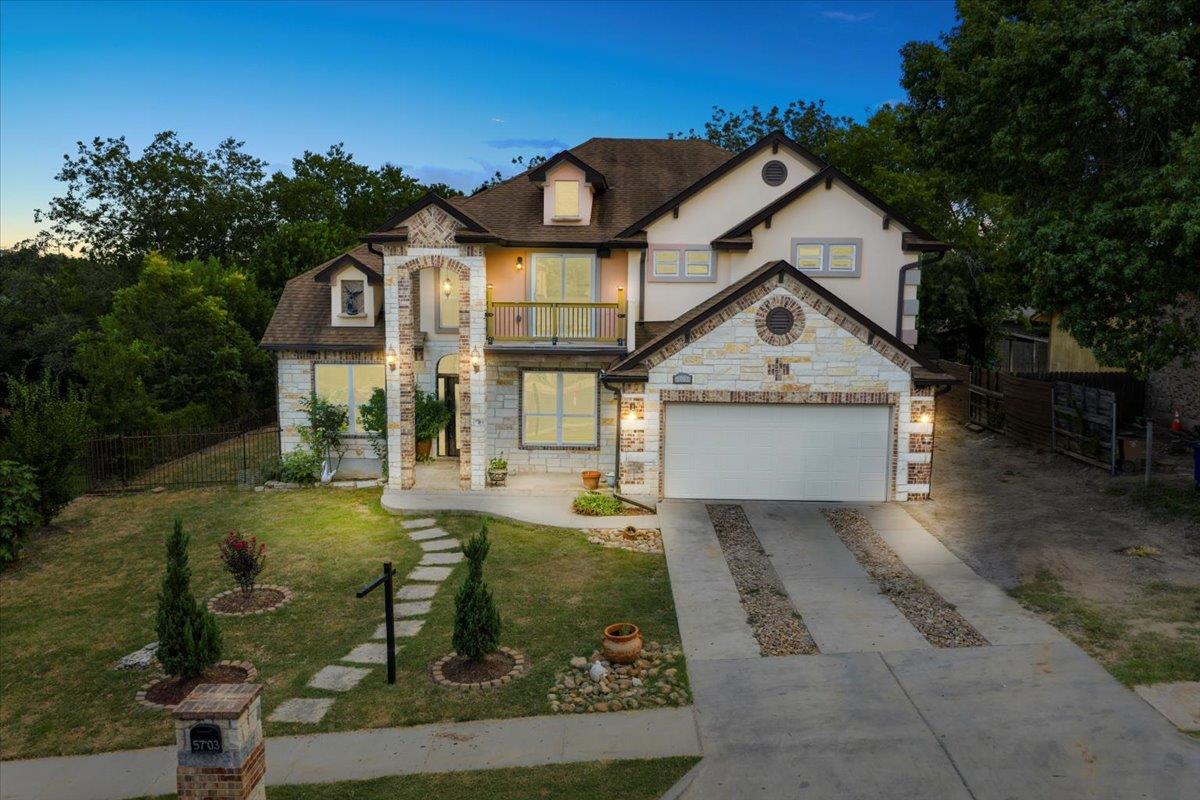 5703 Purple Sage Dr, Austin, TX 78724